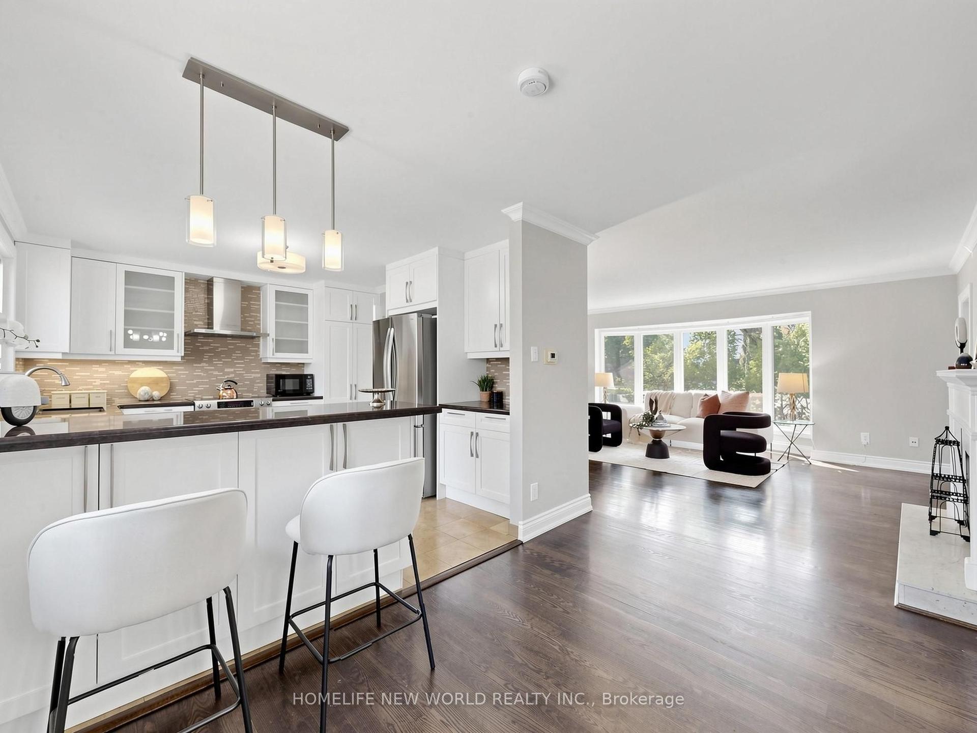 5 Alderdale Court, Toronto — Detached for sale, photo 1