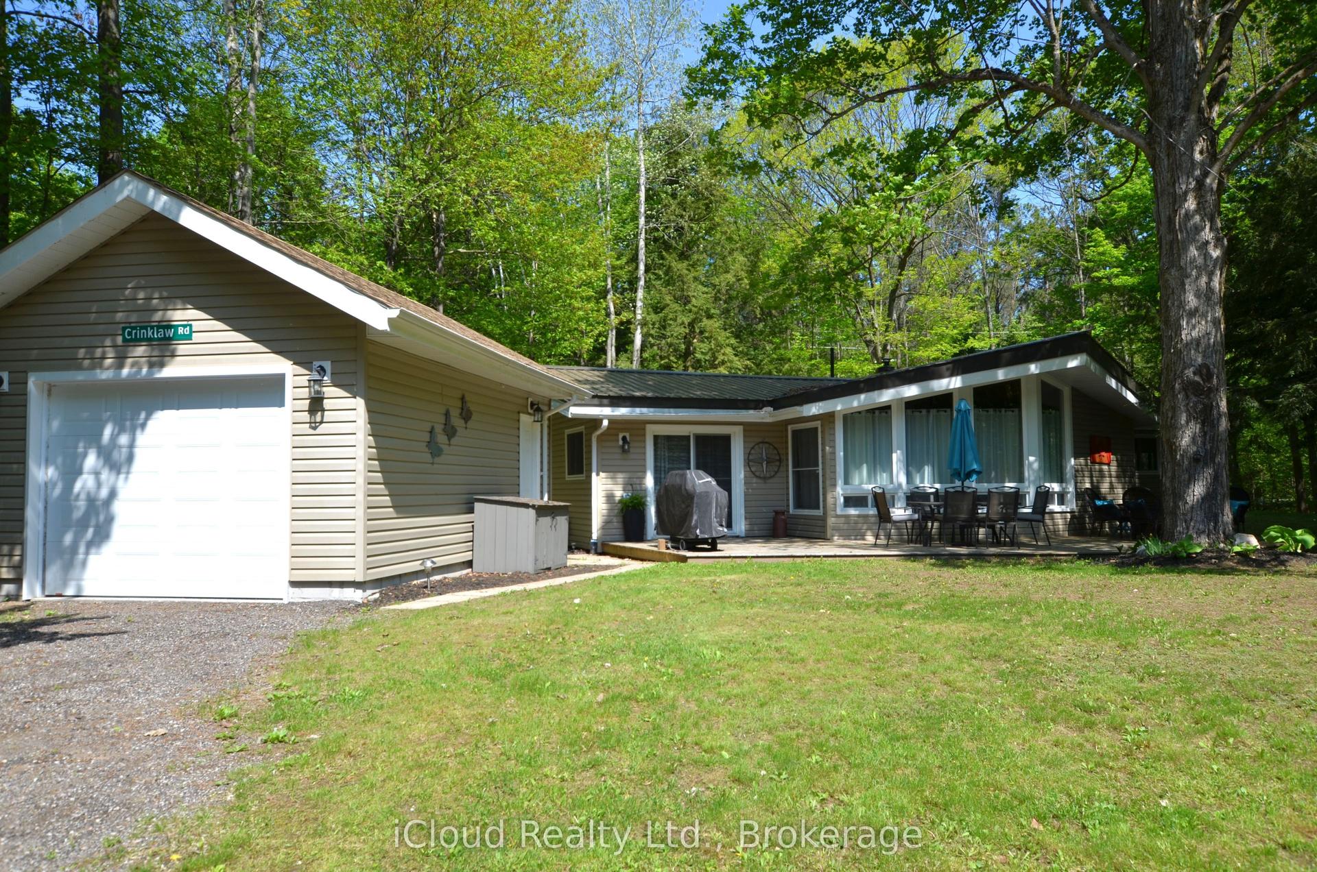 20 Roberval Circle, Tiny — Detached for sale, photo 1