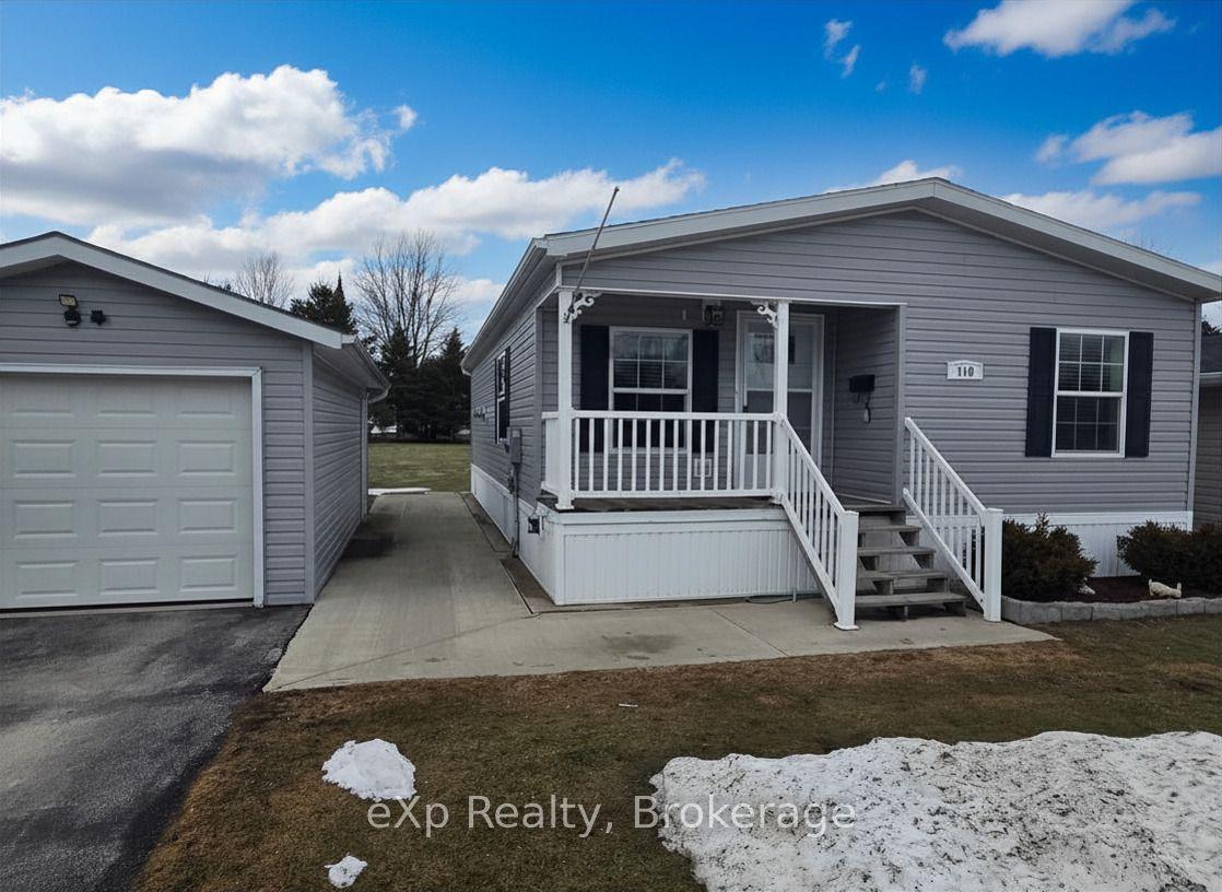 110 Rosewood Drive — photo 1