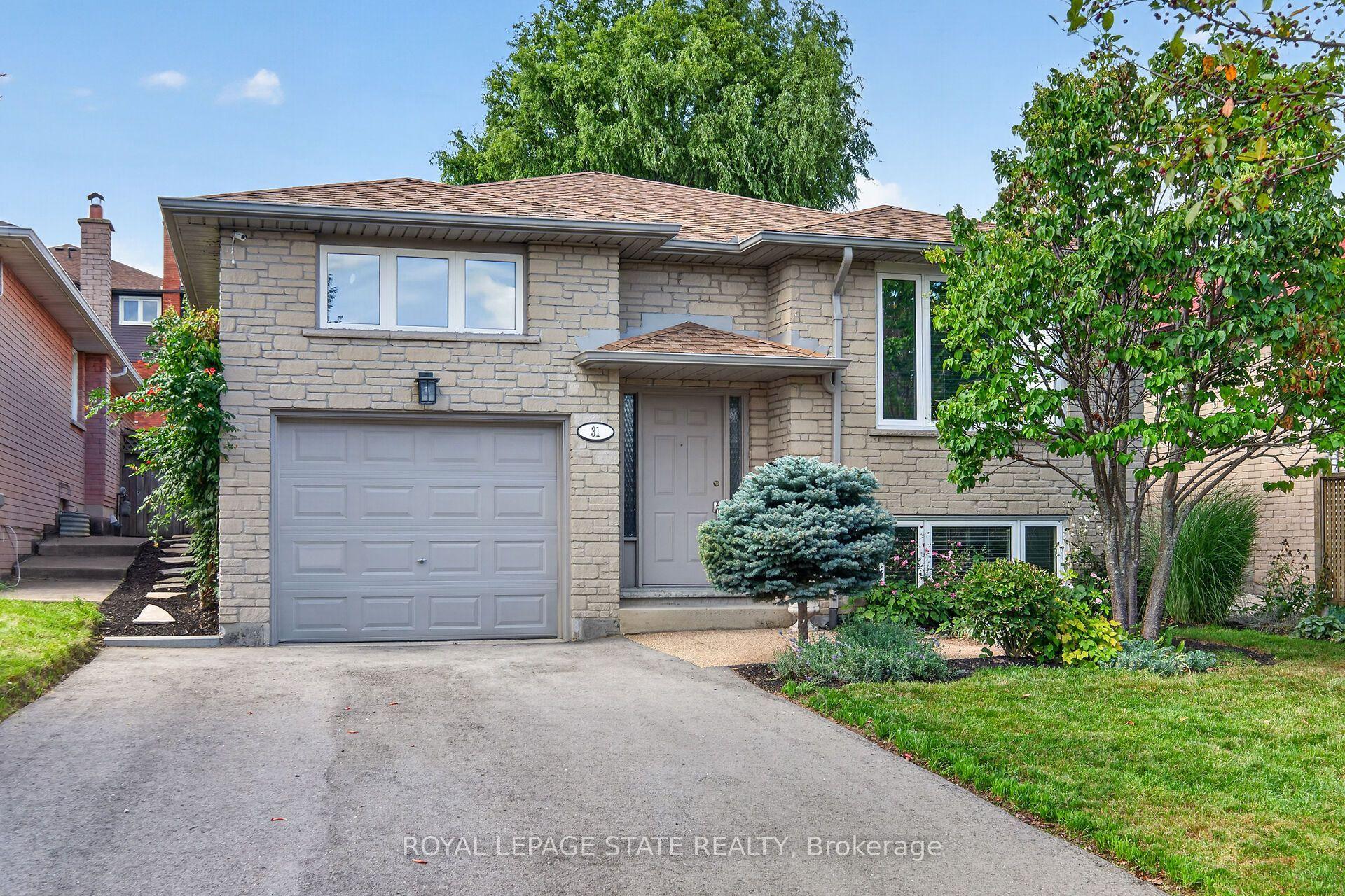 31 Gilcrest Street, Hamilton — Detached for sale, photo 1