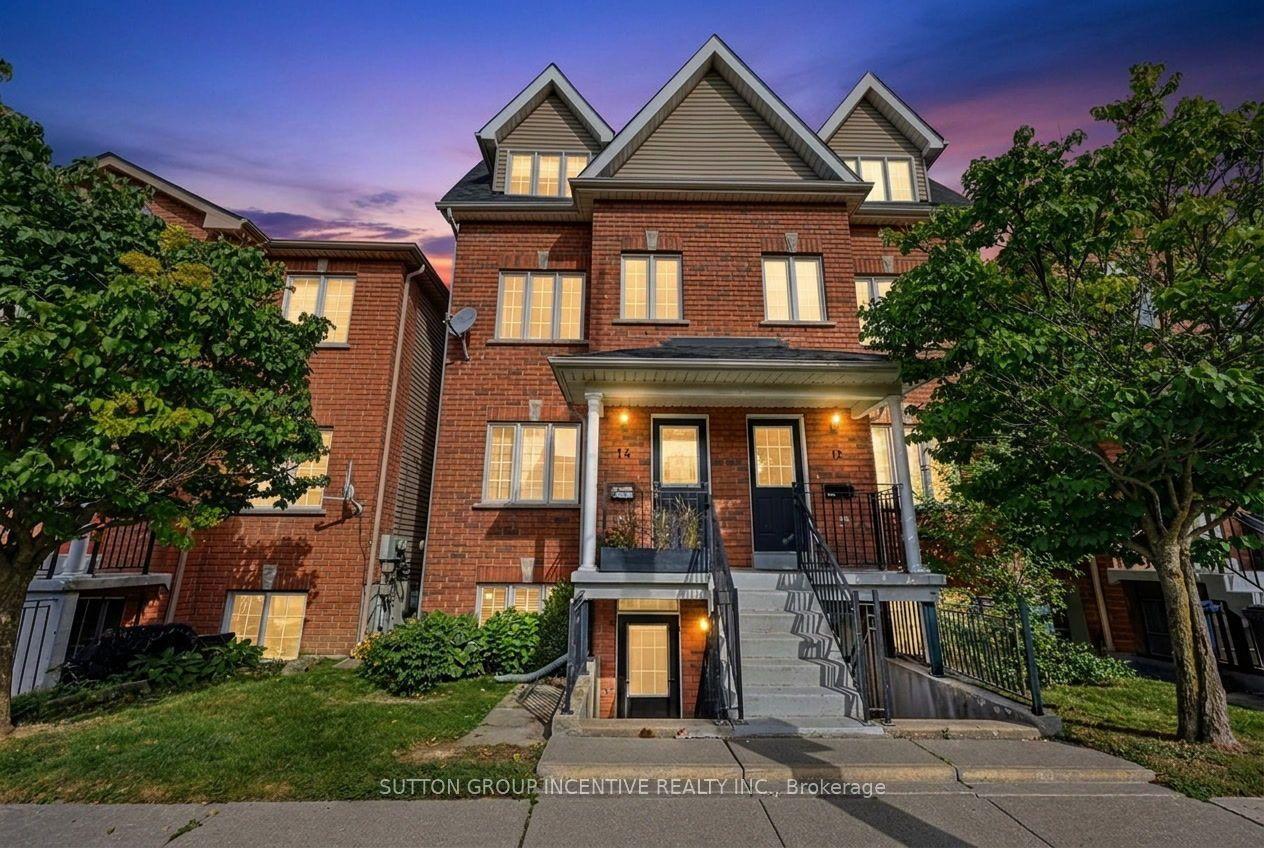 14 Connolly Street, Toronto — Condo Town for sale, photo 1