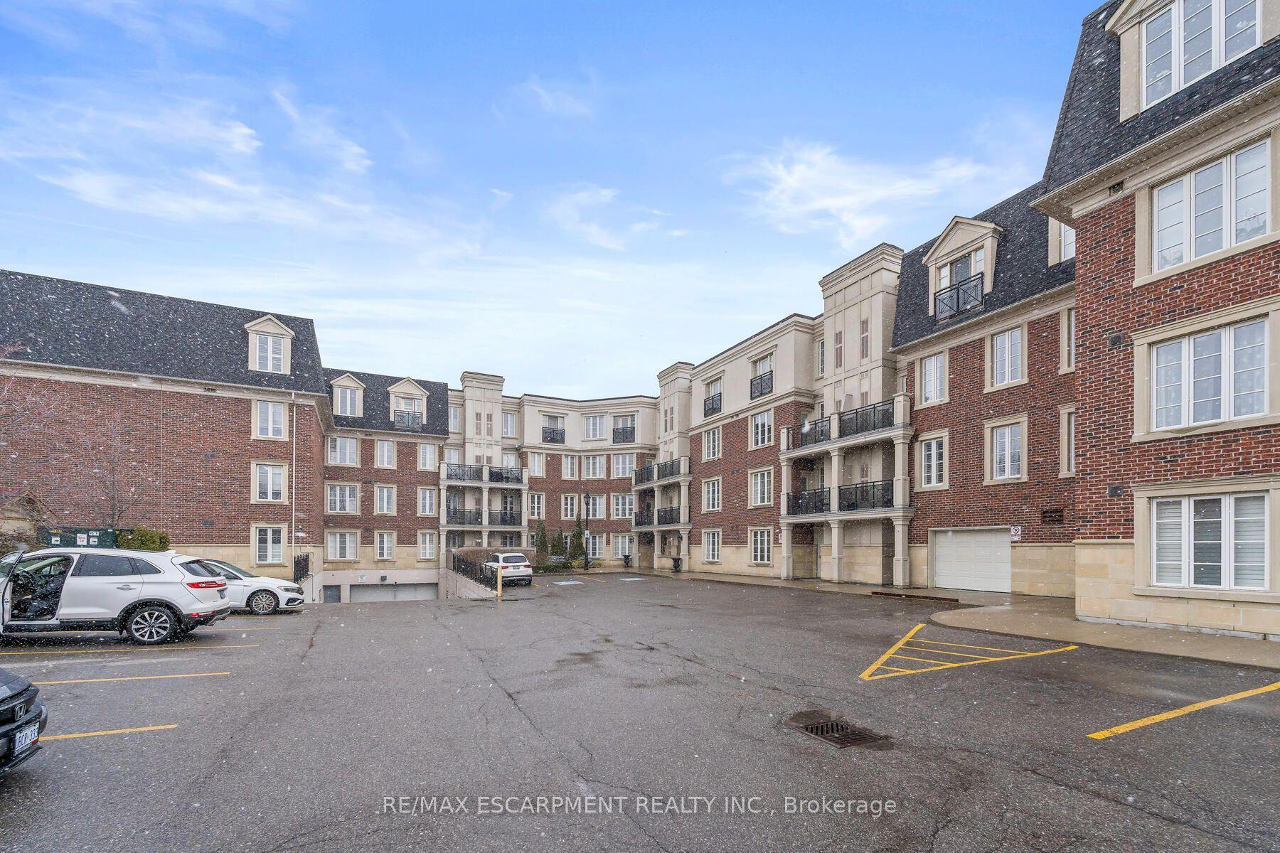 3351 Cawthra Road 116 #116, Mississauga — Condo for sale, photo 1