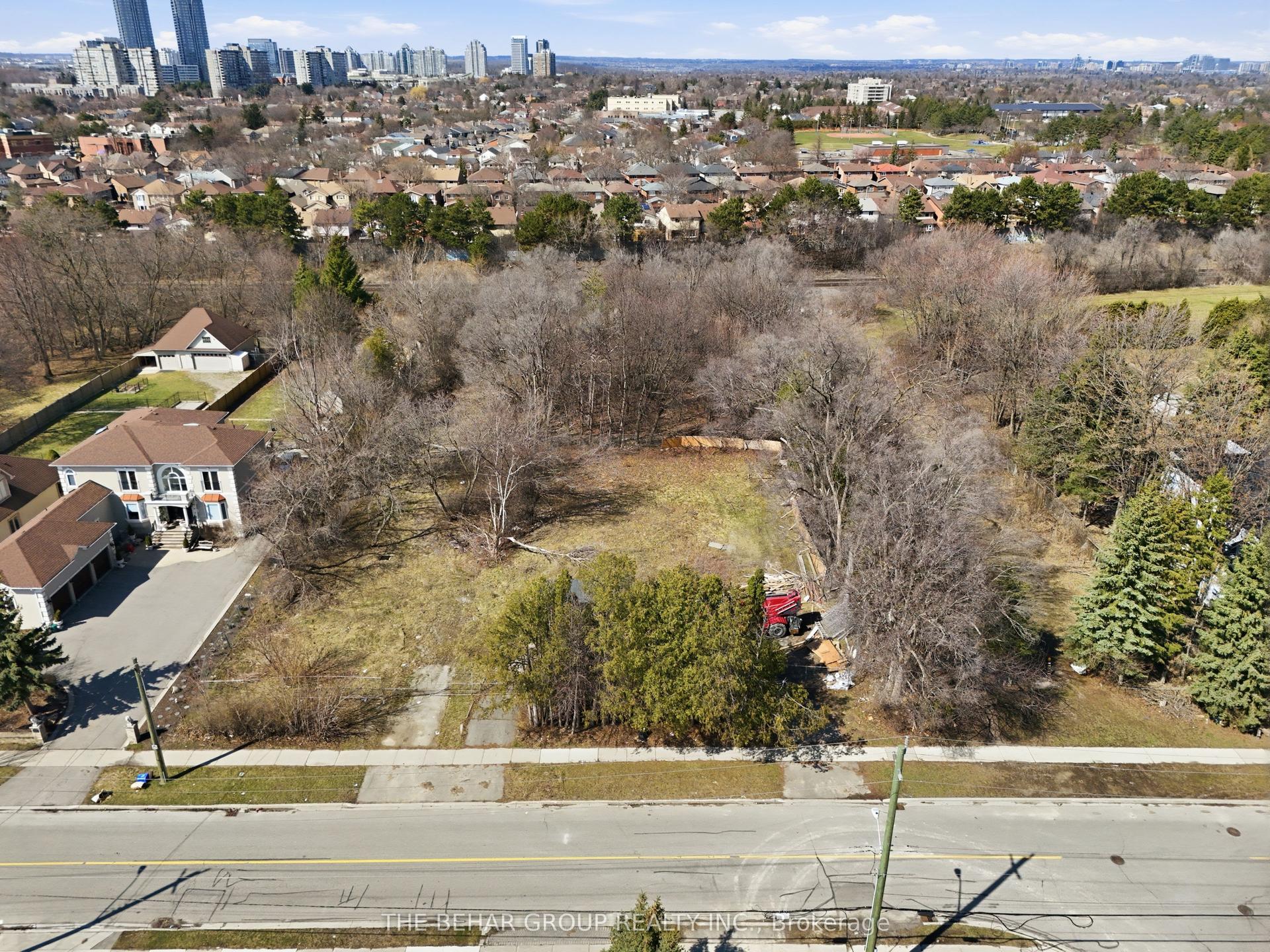 196-198 Crestwood Road, Vaughan — Land for sale, photo 1