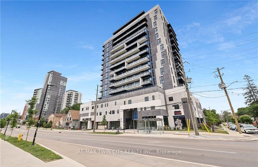 128 King Street 807 #807 — photo 1