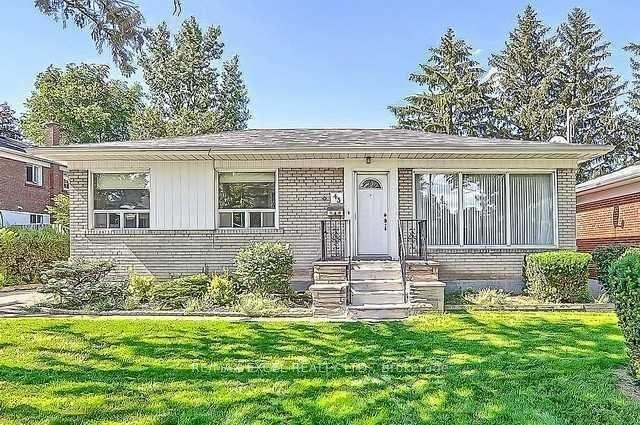 43 Boothbay Crescent (Lower Level) #(Lower Level), Newmarket — Detached for lease, photo 1