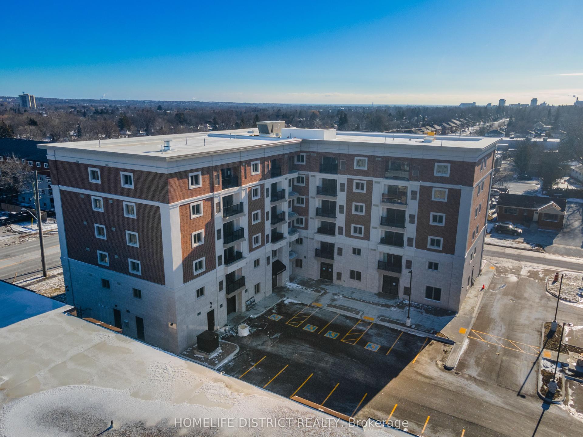 976 Simcoe Street N 202 #202, Oshawa — Multiplex for lease, photo 1