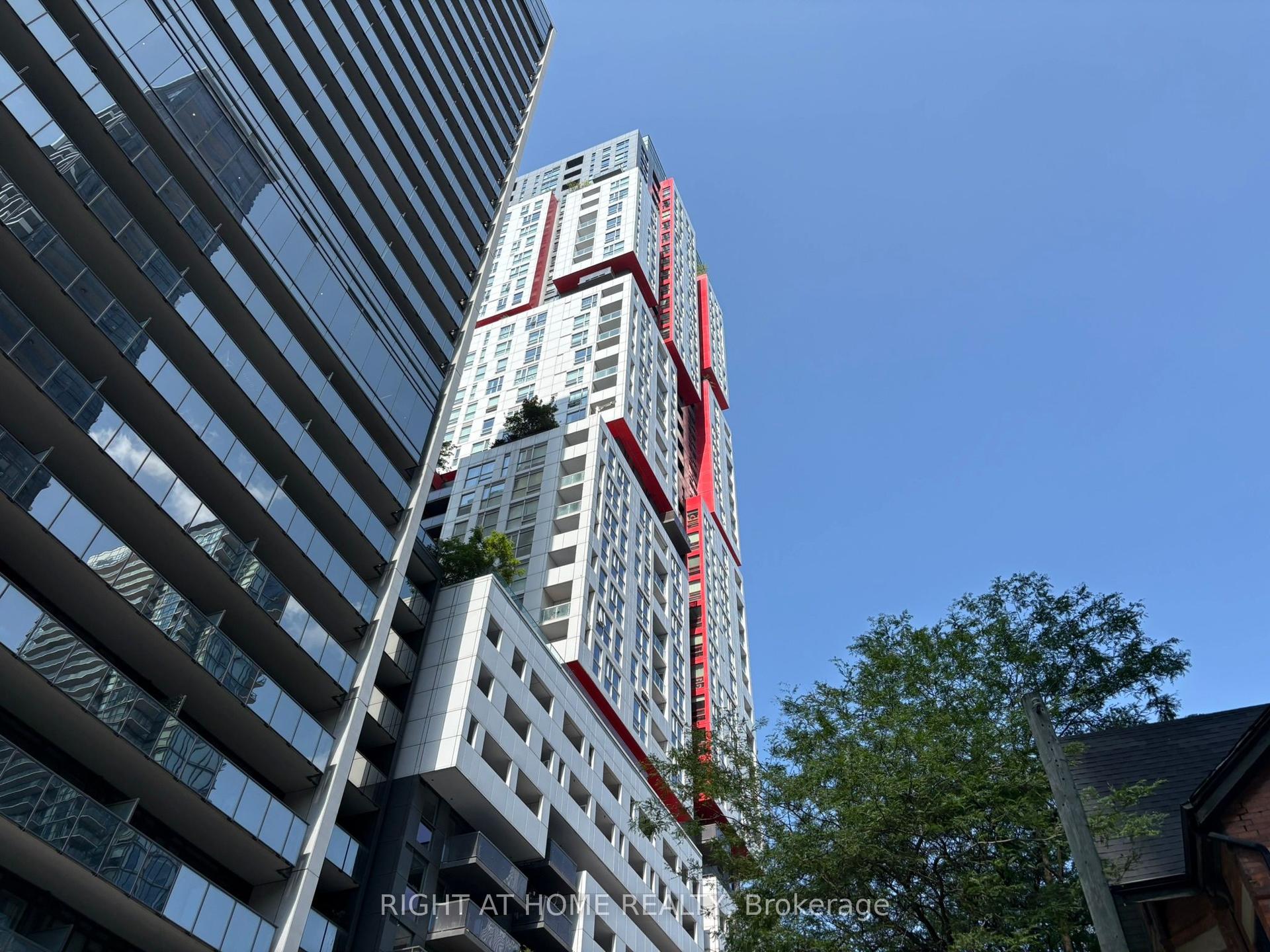 318 Richmond Street W 3002 #3002, Toronto — Condo for lease, photo 1