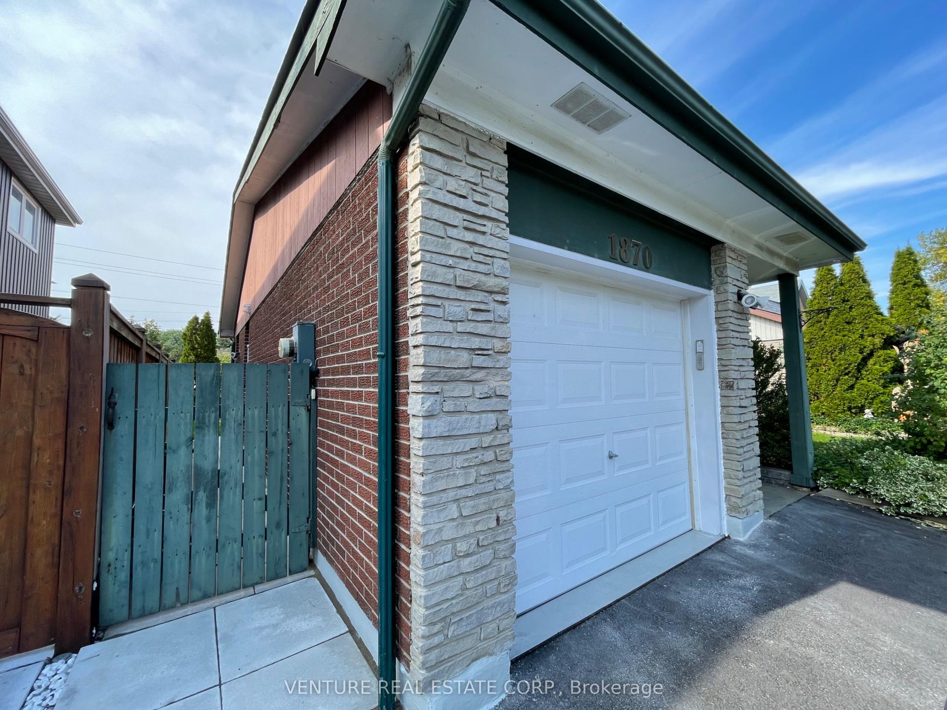 1870 Shadybrook Drive Bsmt #Bsmt — photo 1