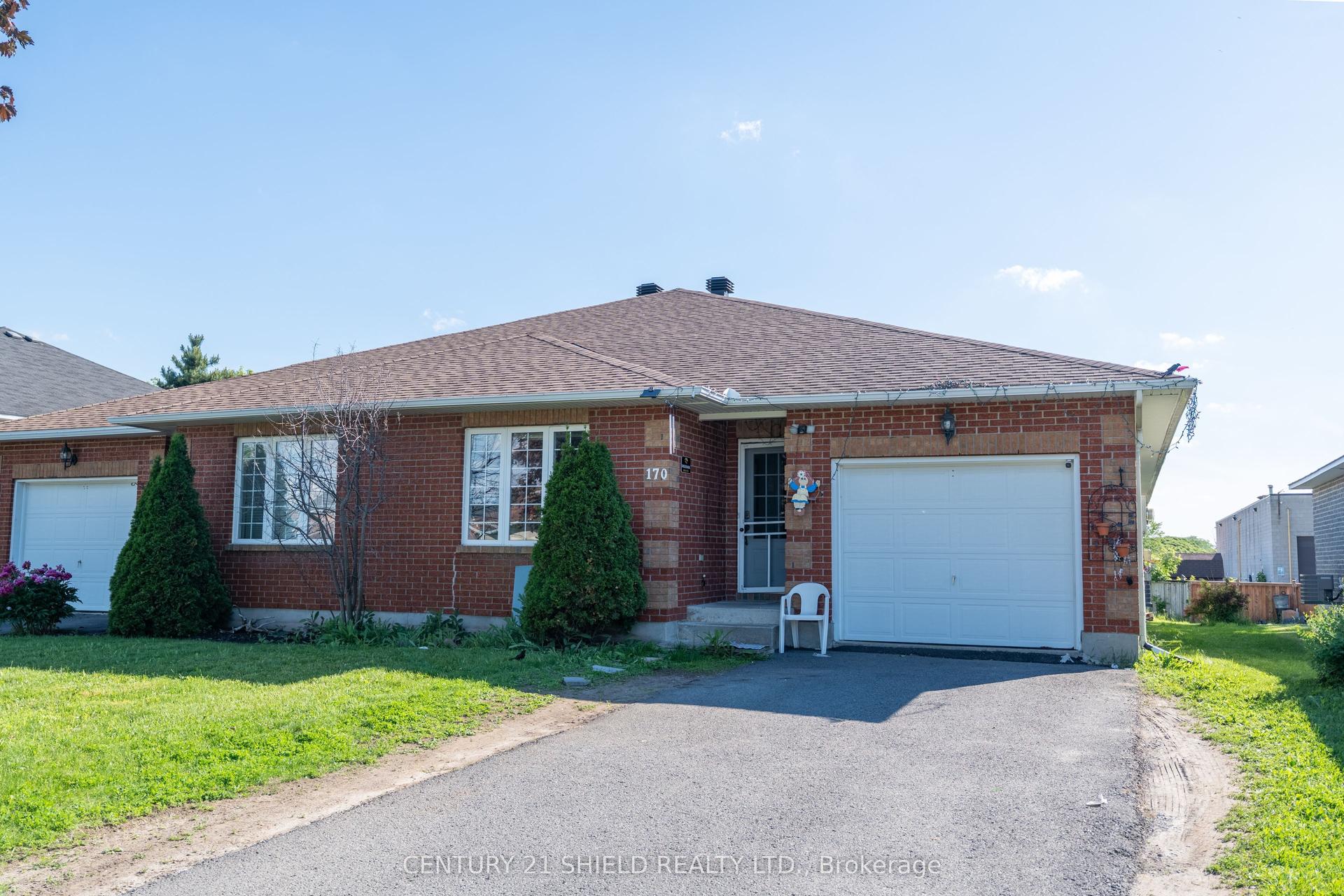 170 Heritage Place, Cornwall — Semi-Detached for sale, photo 1