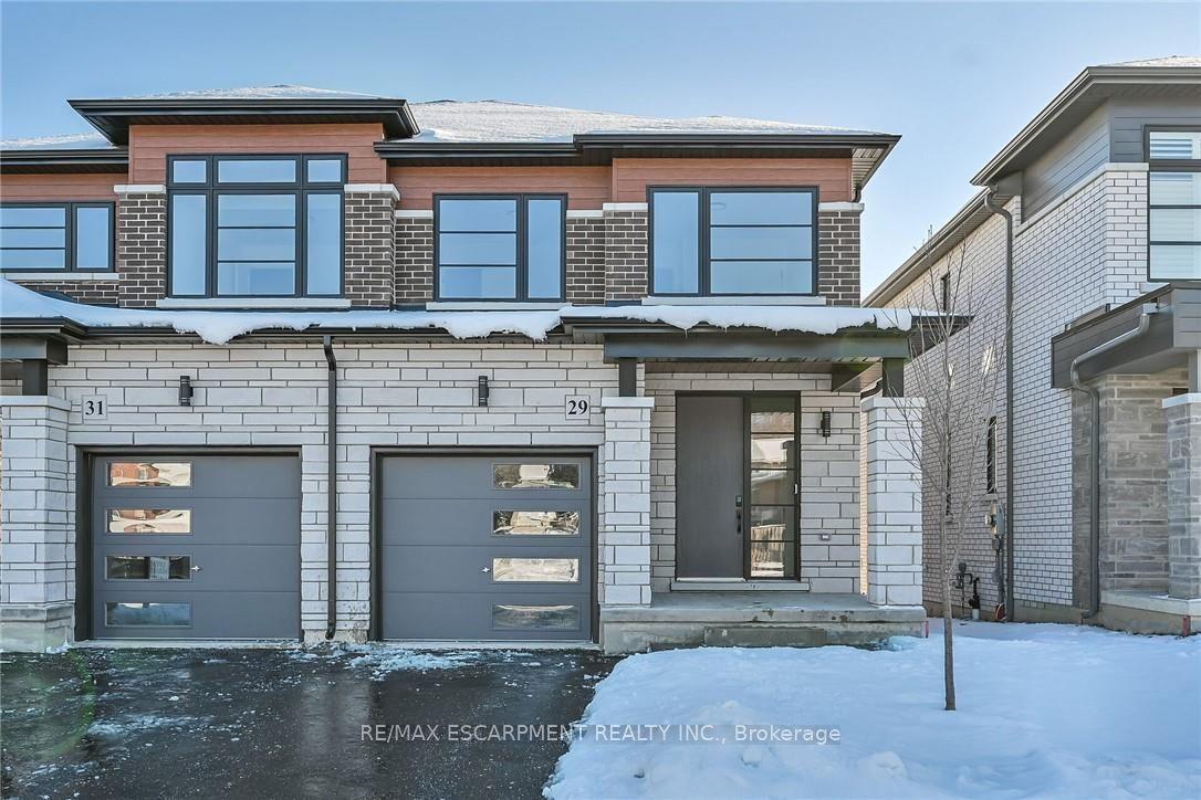 29 Kingfisher Drive — photo 1