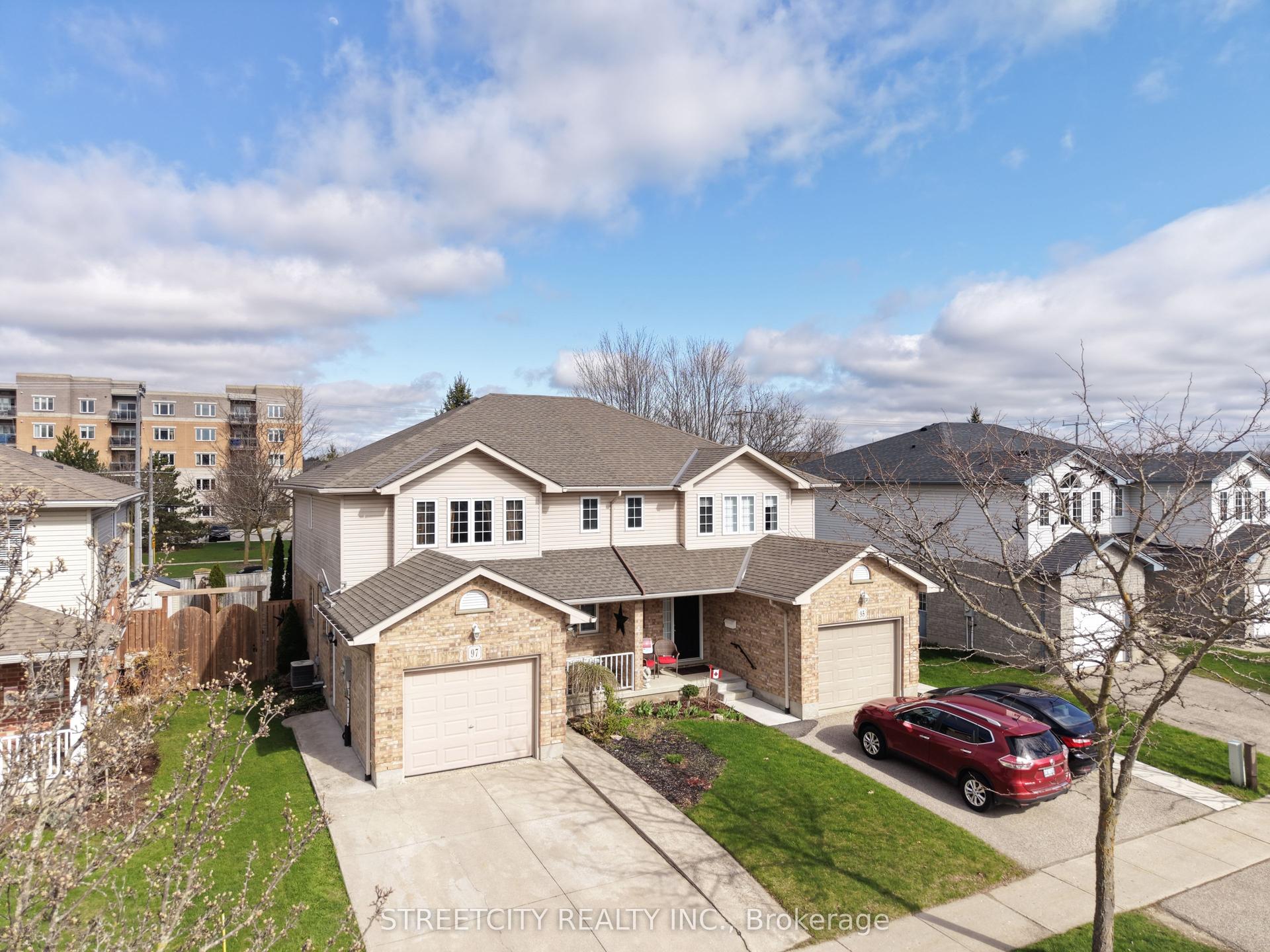 97 Gregory Crescent — photo 1