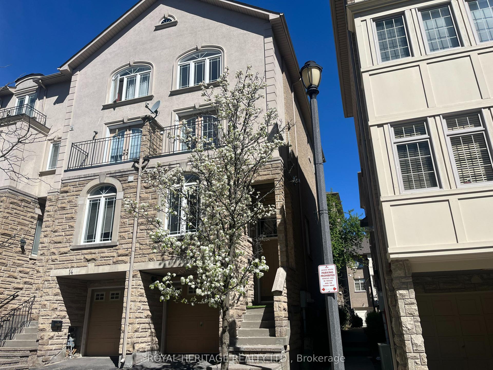 16 William Poole Way 16 #16 — photo 1