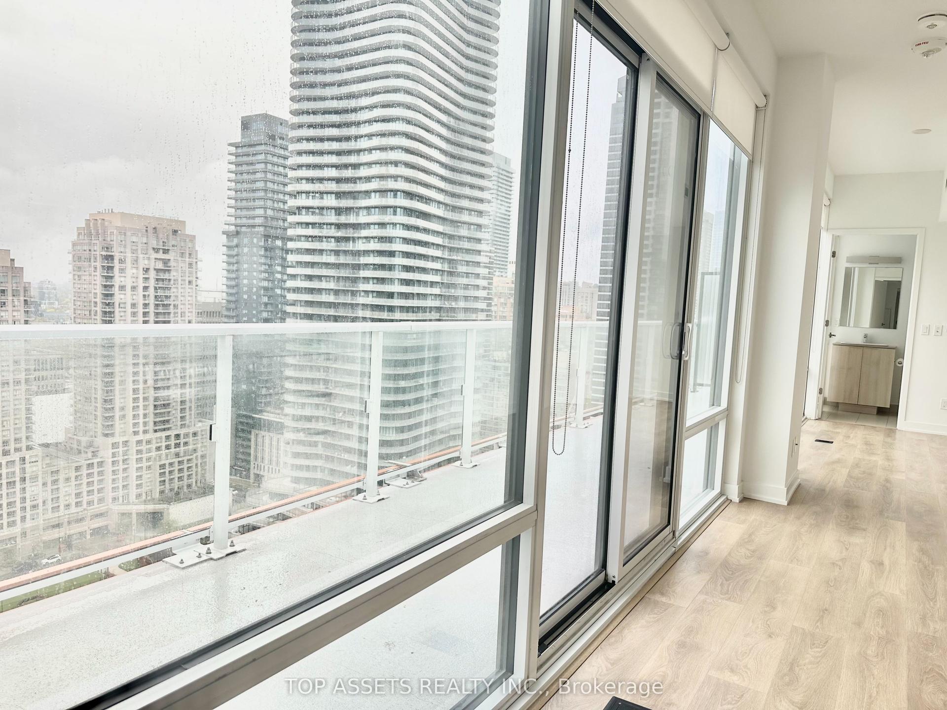 18 Maitland Terrace 2505 #2505, Toronto — Condo for lease, photo 1