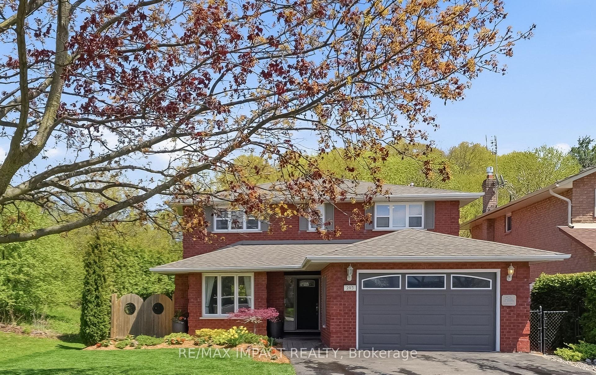 293 Blue Heron Drive W — photo 1