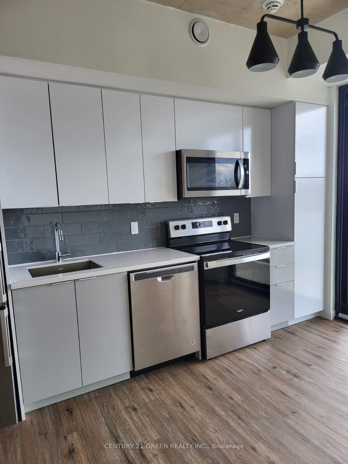 7 Erie Avenue 309 #309 — photo 1