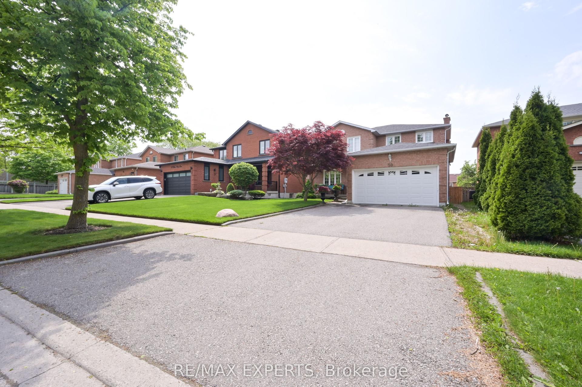 59 Silver Arrow Crescent Bsmt #Bsmt — photo 1