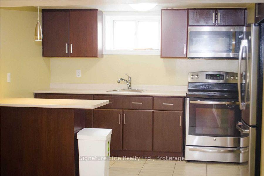 7 Kencliff Crescent Lower #Lower, Toronto — Detached for lease, photo 1