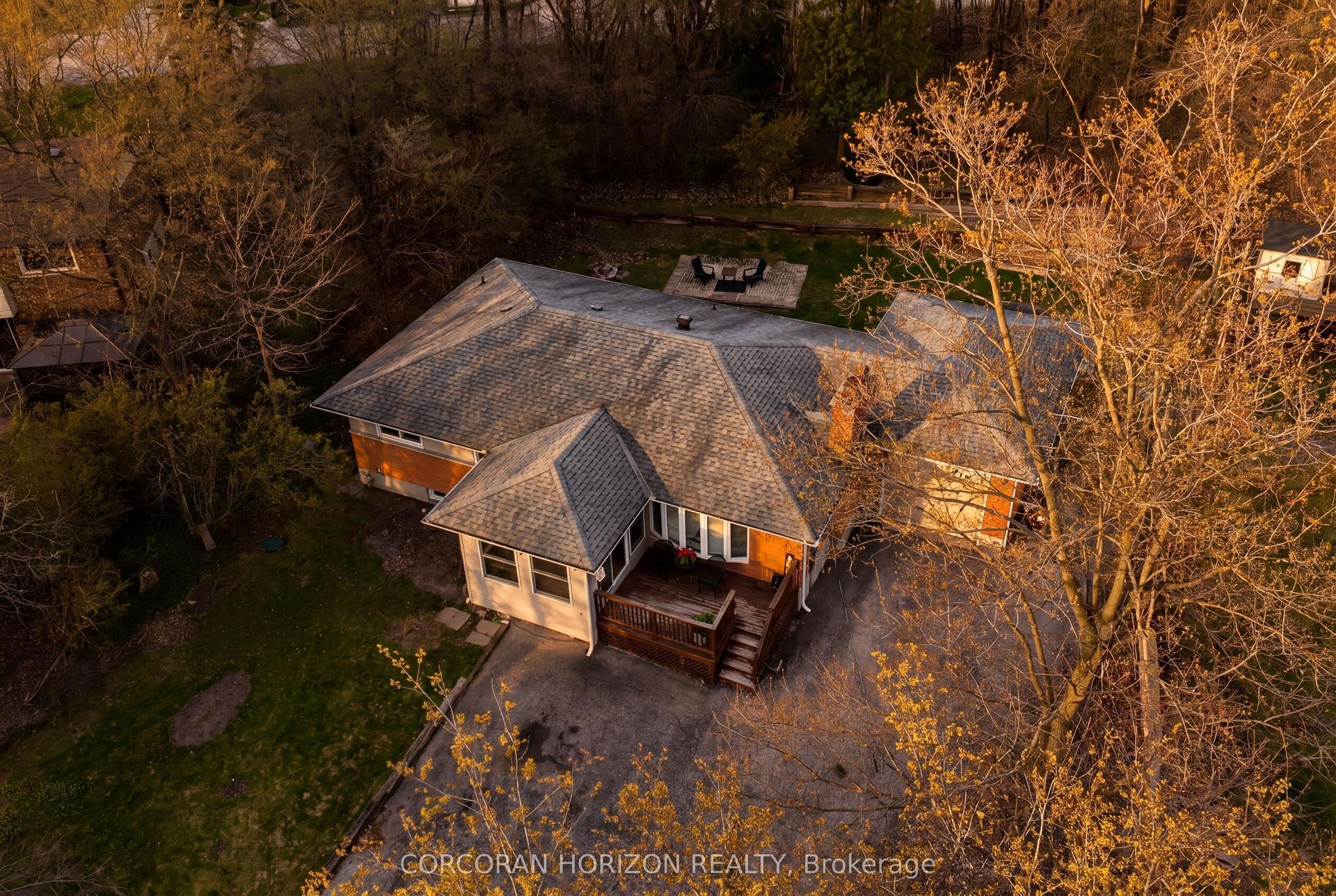 7226 Wellington Road — photo 1