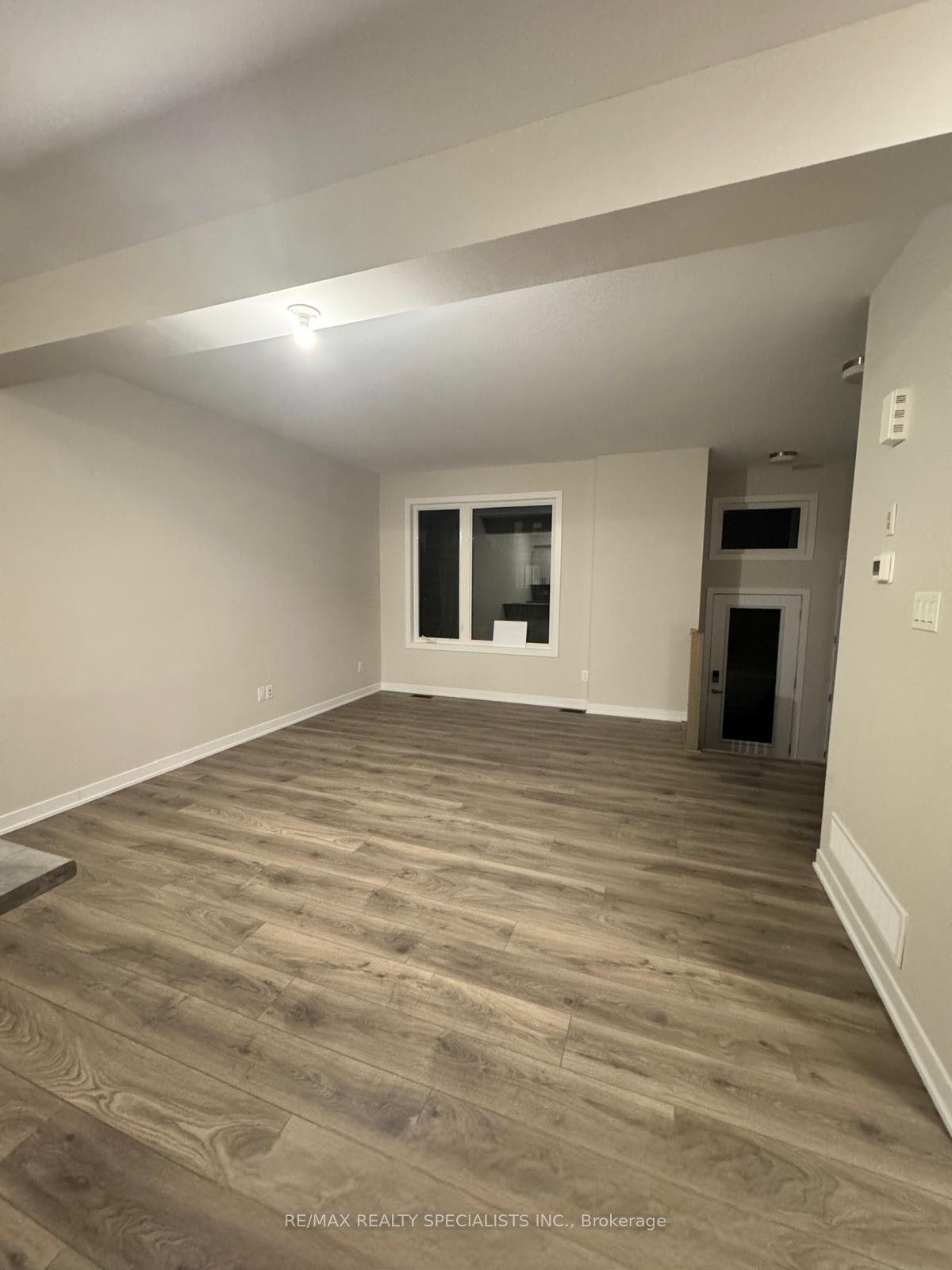 228 Speckled Alder Row, Barrhaven — Townhouse for sale, photo 1