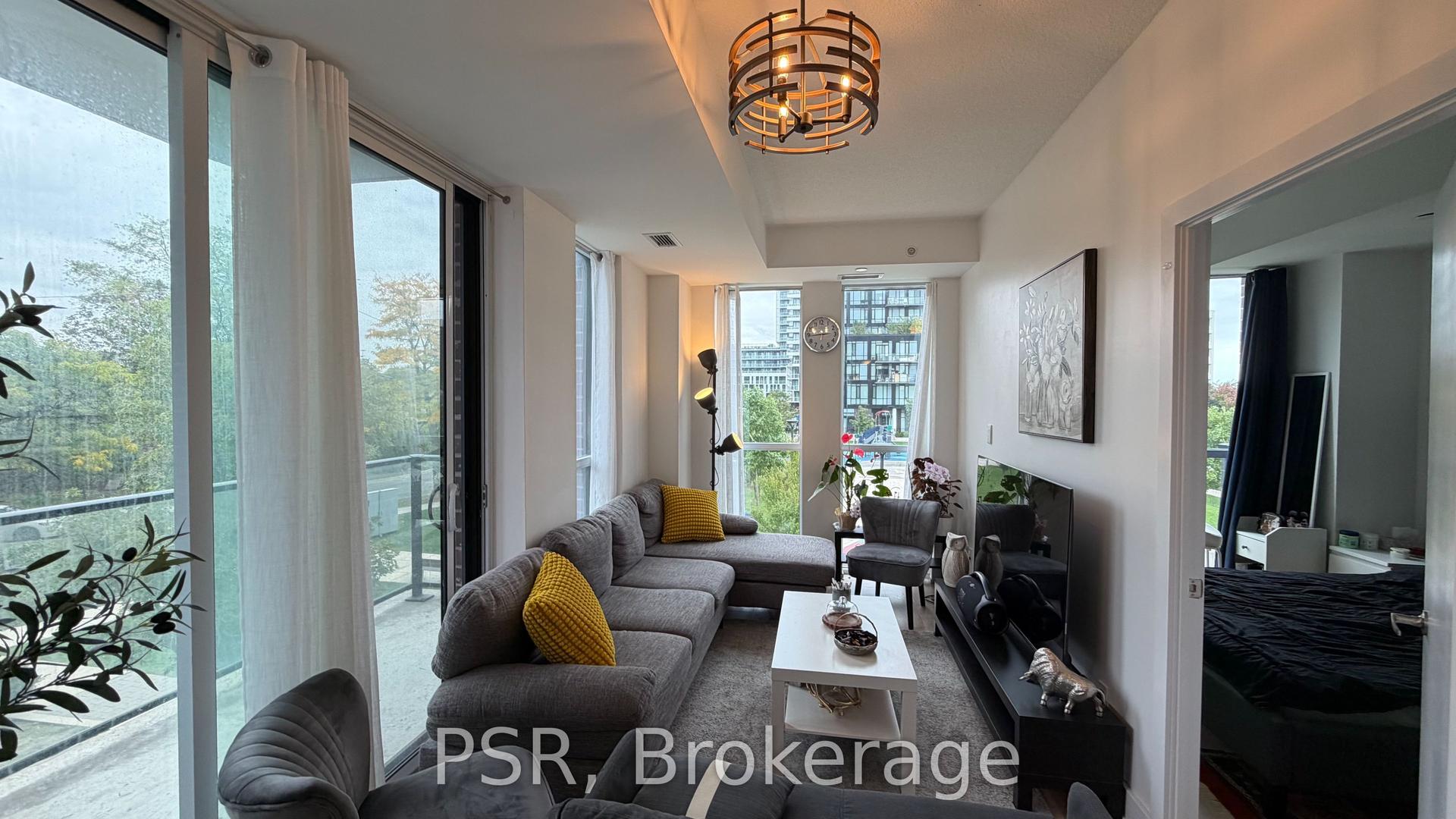 150 Fairview Mall Drive 211 #211, Toronto — Condo for sale, photo 1