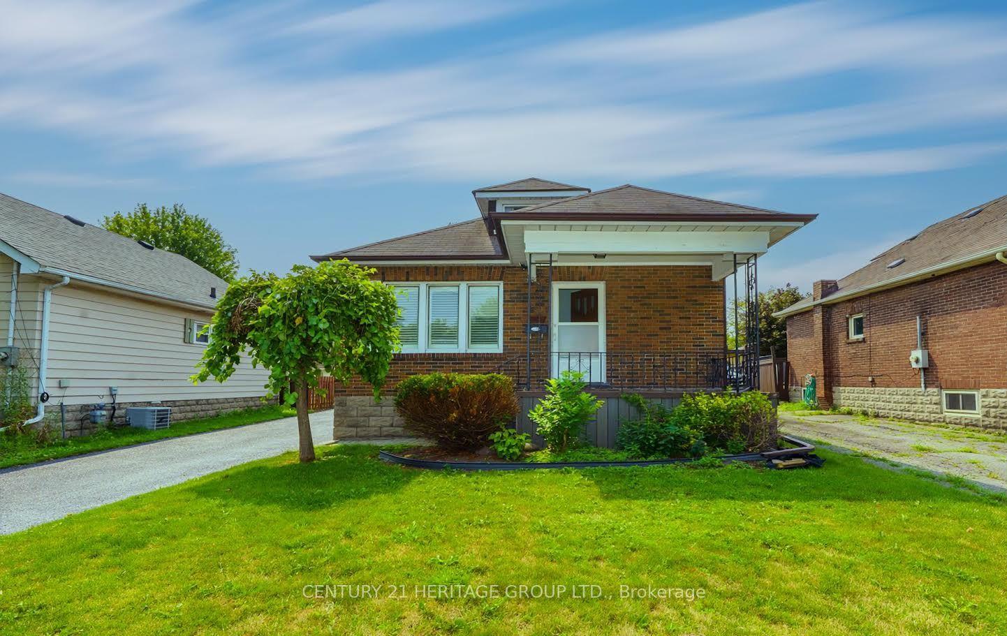 203 Hibbert Avenue, Oshawa — Detached for lease, photo 1