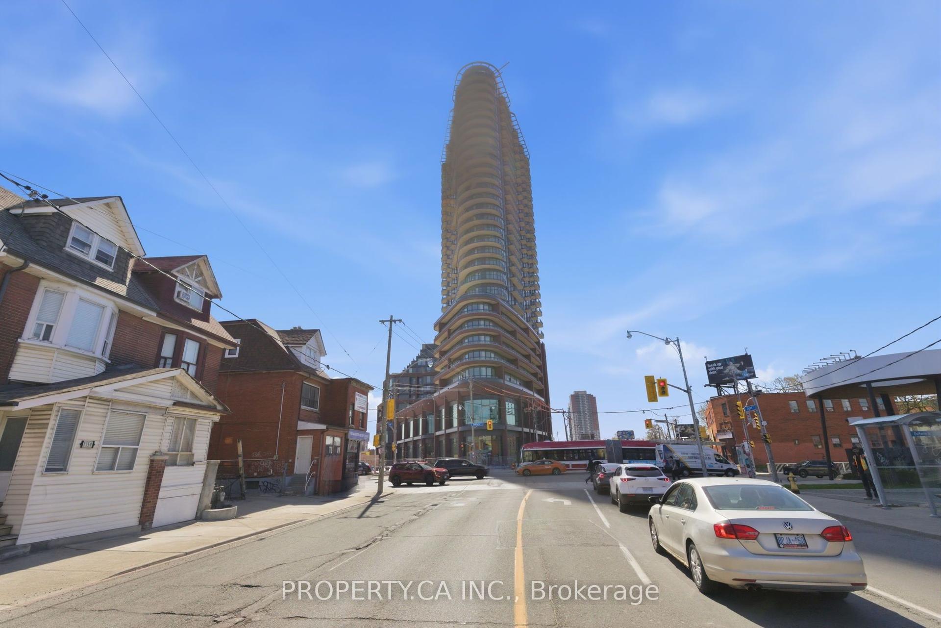 1185 Dupont Street 1401 #1401 — photo 1