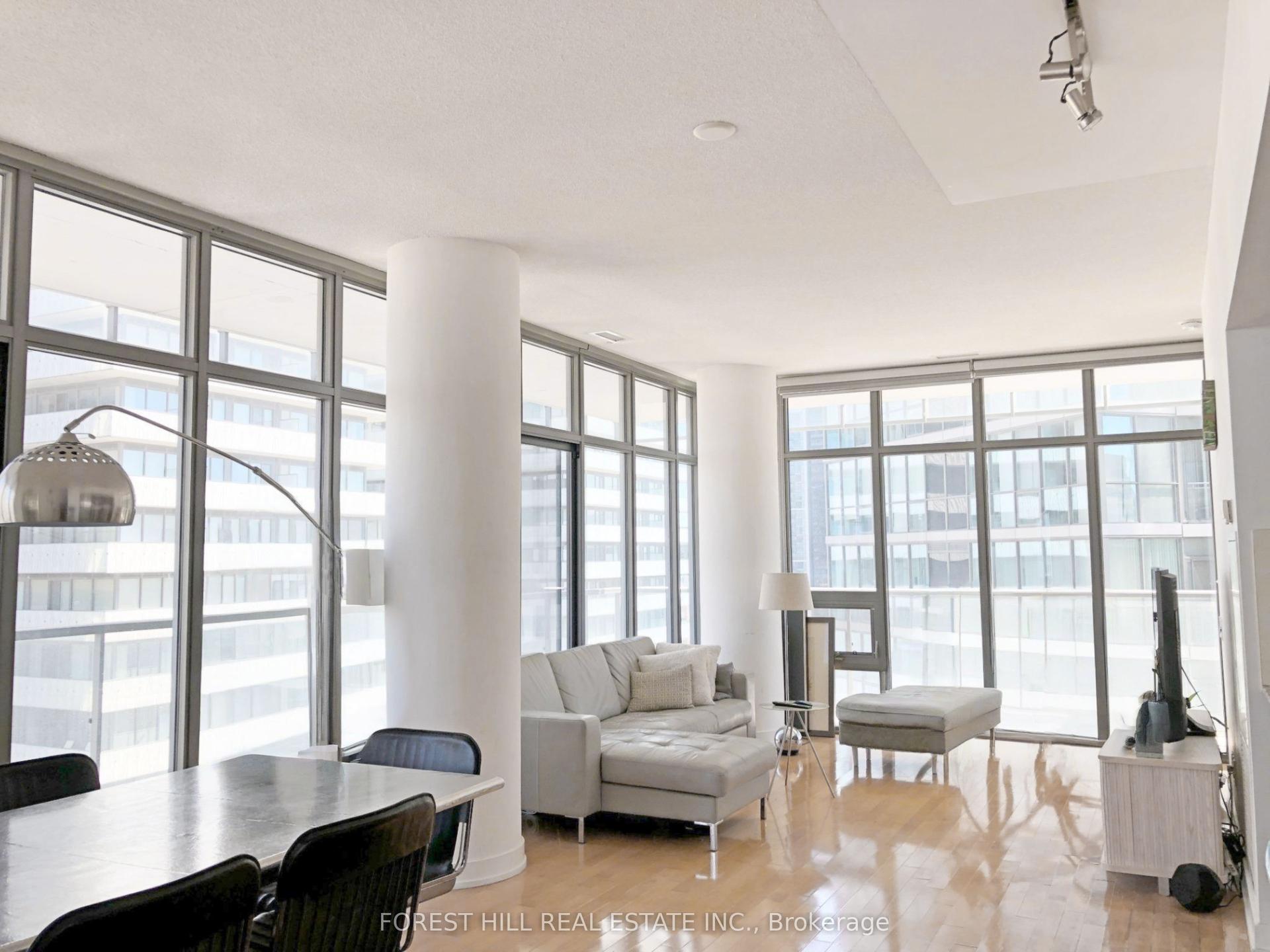 33 Charles Street E 2511 #2511, Toronto — Condo for lease, photo 1