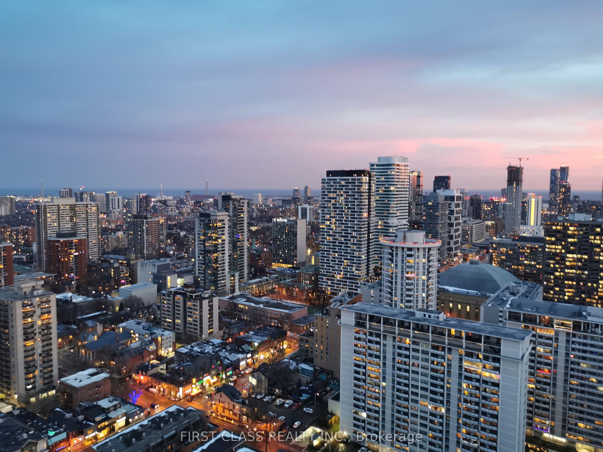 28 Wellesley Street E 3504 (Den) #3504 (Den), Toronto — Condo for lease, photo 1