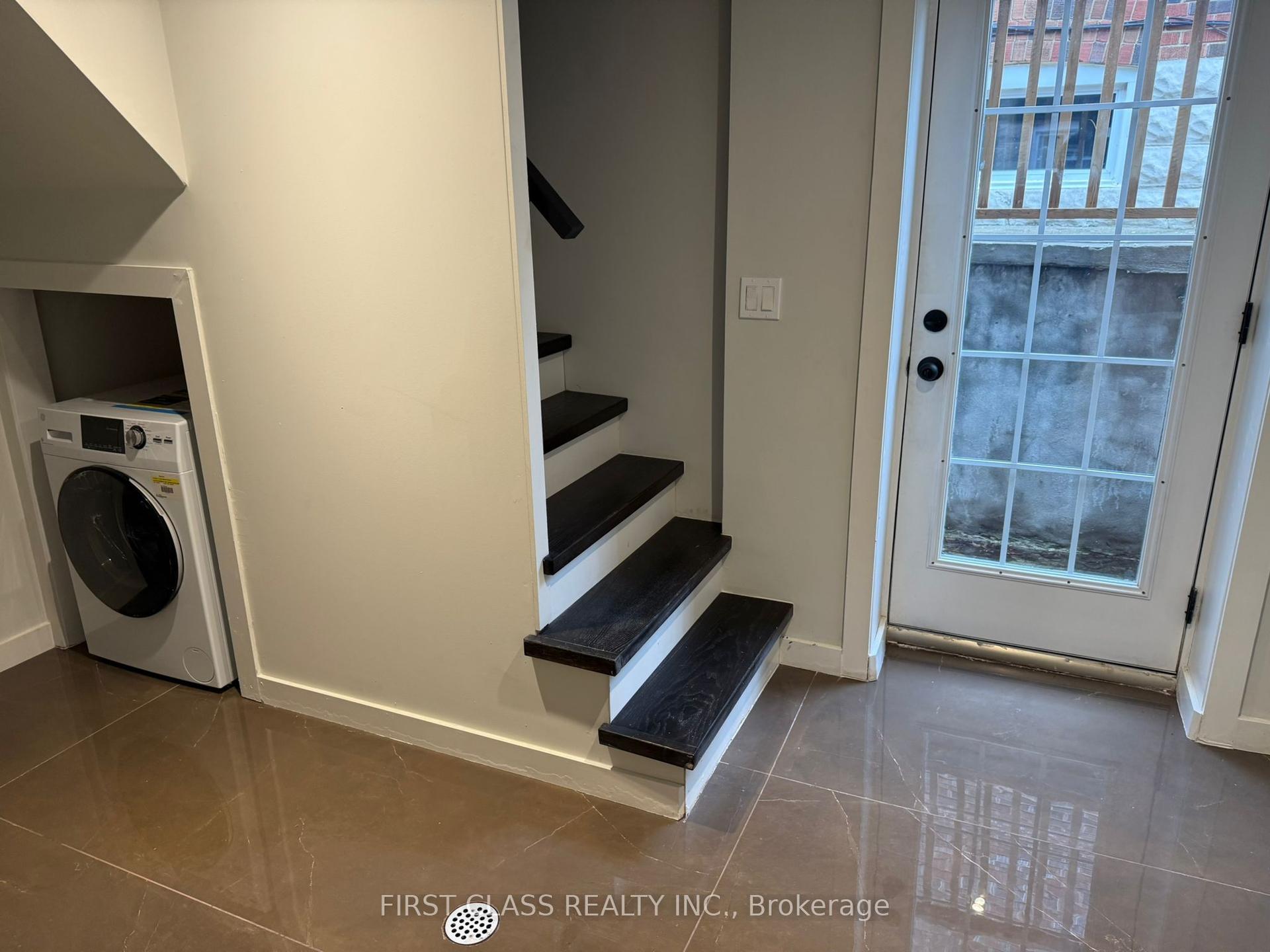 259 Floyd Avenue Bsmnt #Bsmnt — photo 1