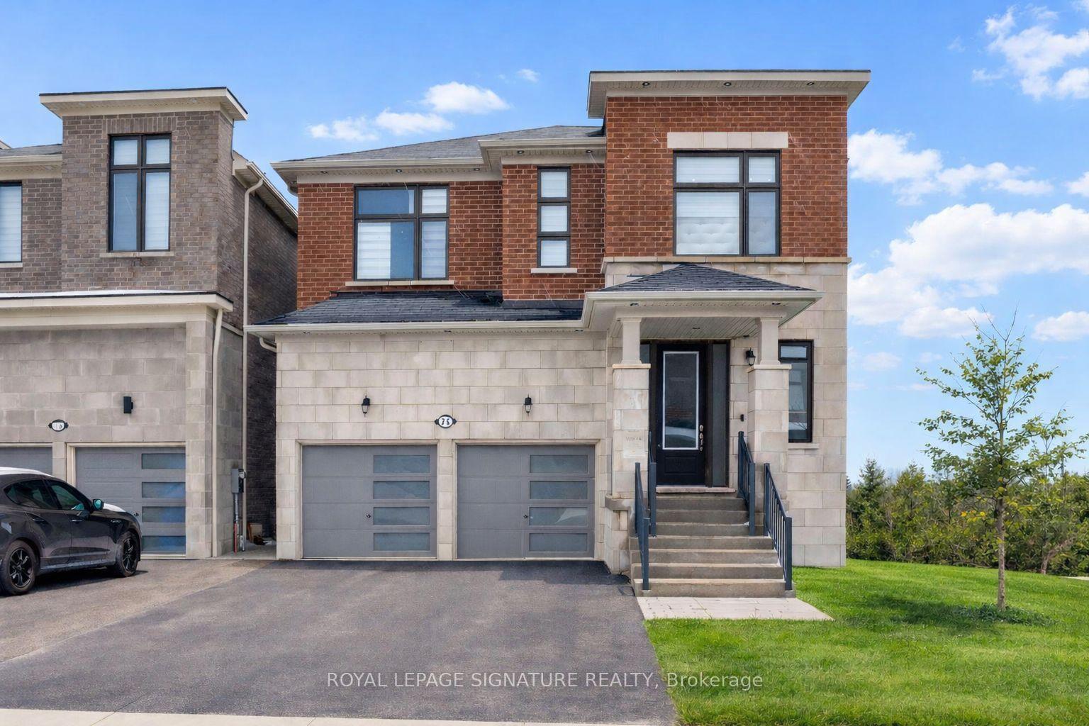 71 Maple Fields Circle, Aurora — Detached for lease, photo 1