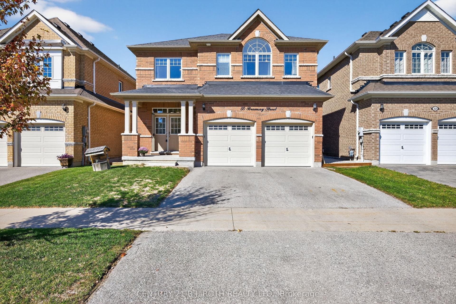 50 Bramsey Street, Georgina — Detached for sale, photo 1
