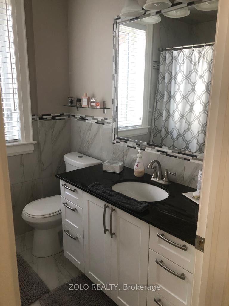 823 Lansdowne Avenue 2 #2, Toronto — Townhouse for lease, photo 1