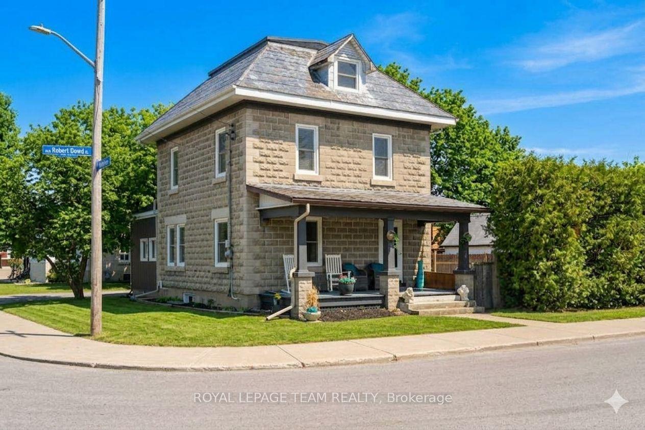 5529 Lion Street — photo 1