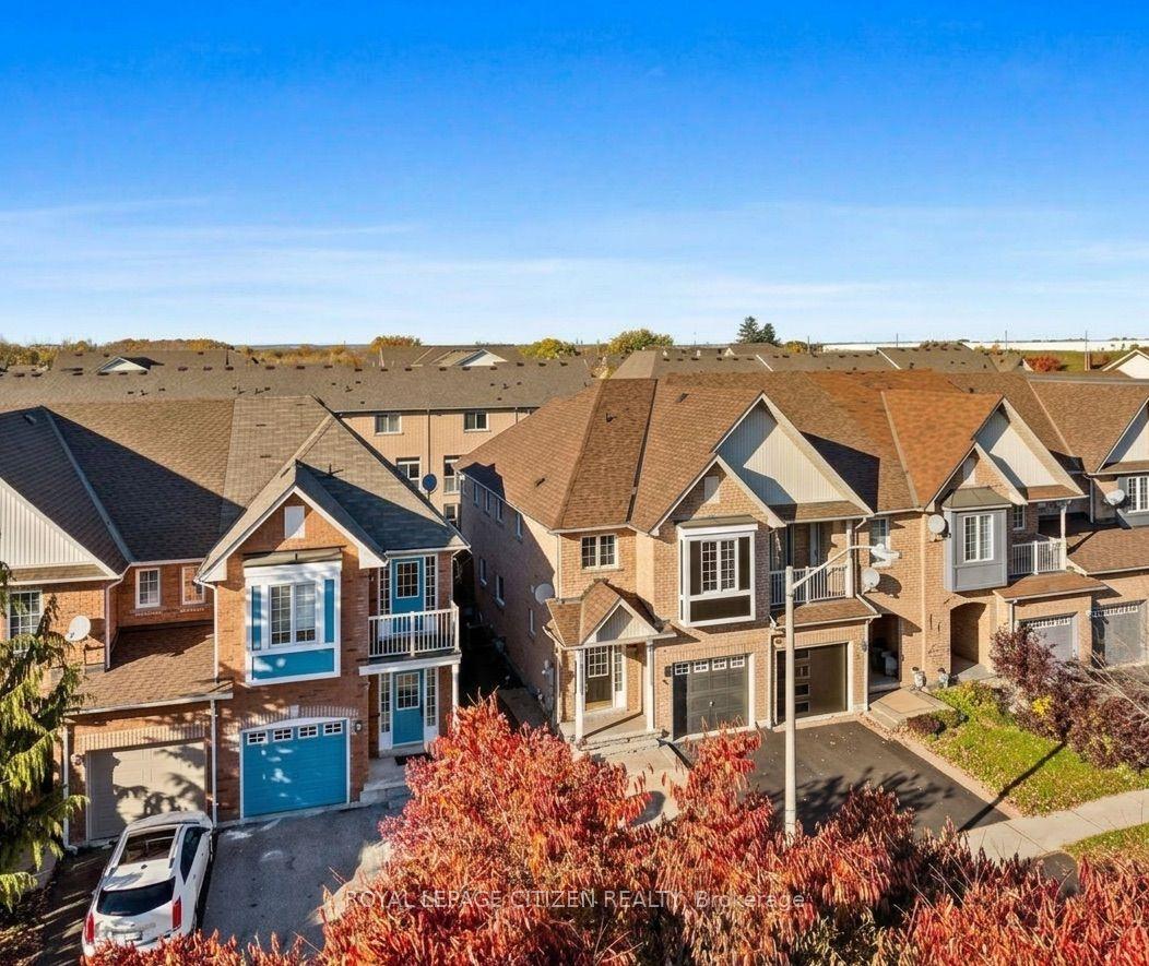 16 Marjoram Drive Main #Main, Ajax — Townhouse for lease, photo 1