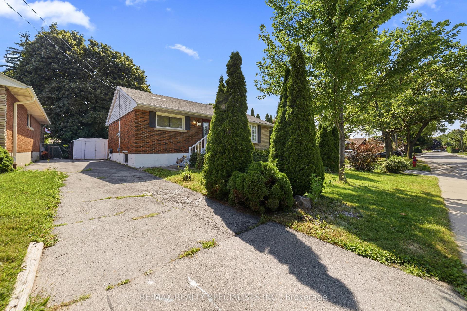 115 KINGS FOREST Drive, Hamilton — Detached for lease, photo 1