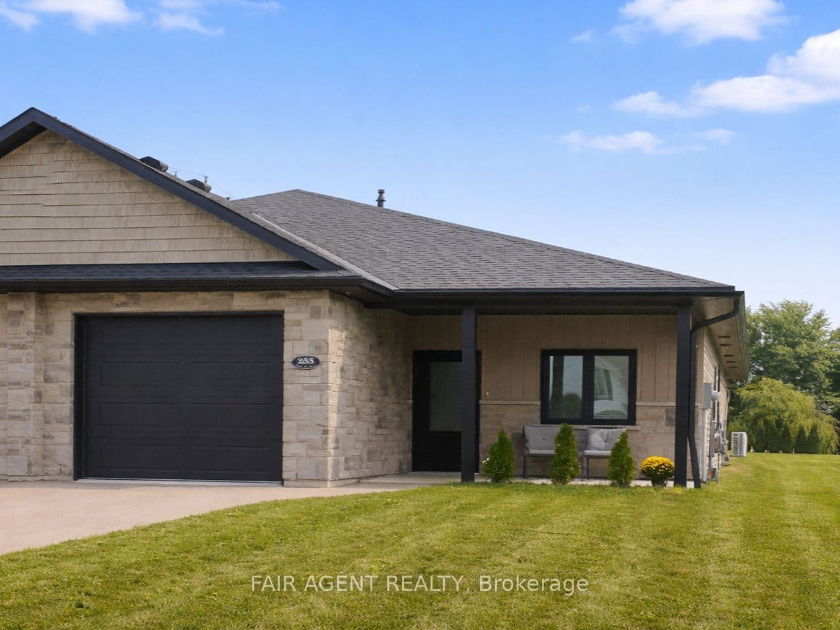 255 Albert Street 2 #2 — photo 1