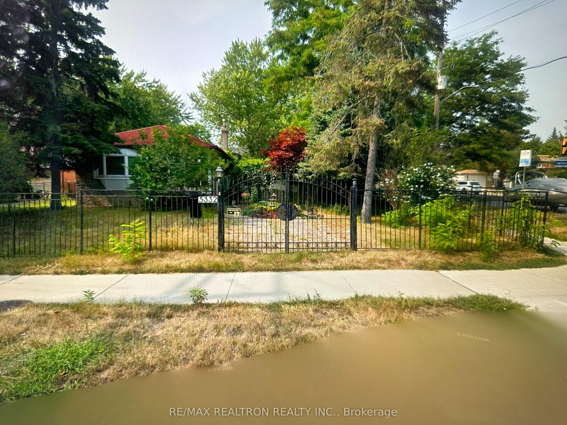 5332 Lawrence Avenue E, Toronto — Detached for lease, photo 1