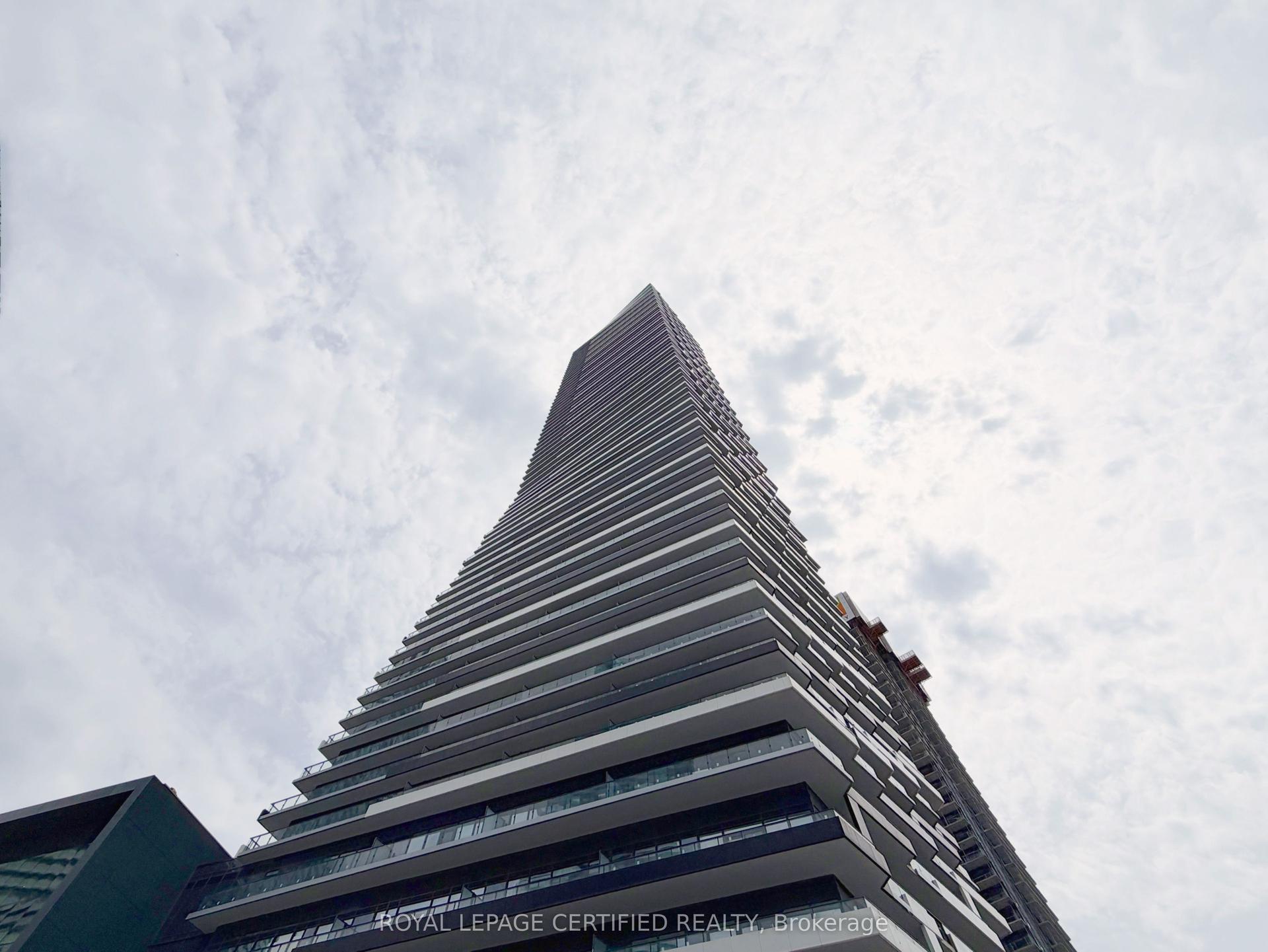 448 Burnhamthorpe Rd W N/A 6407 #6407, Mississauga — Condo for lease, photo 1