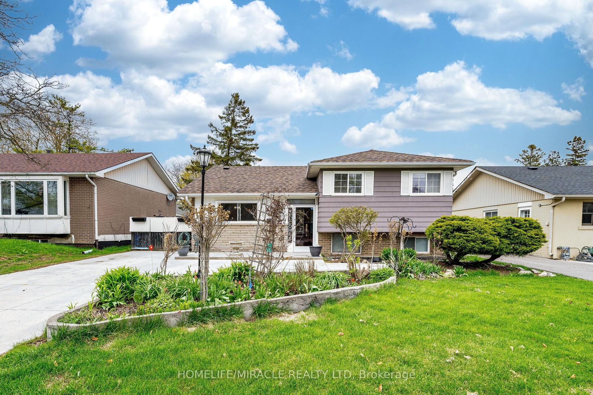 53 WINDERMERE Court — photo 1