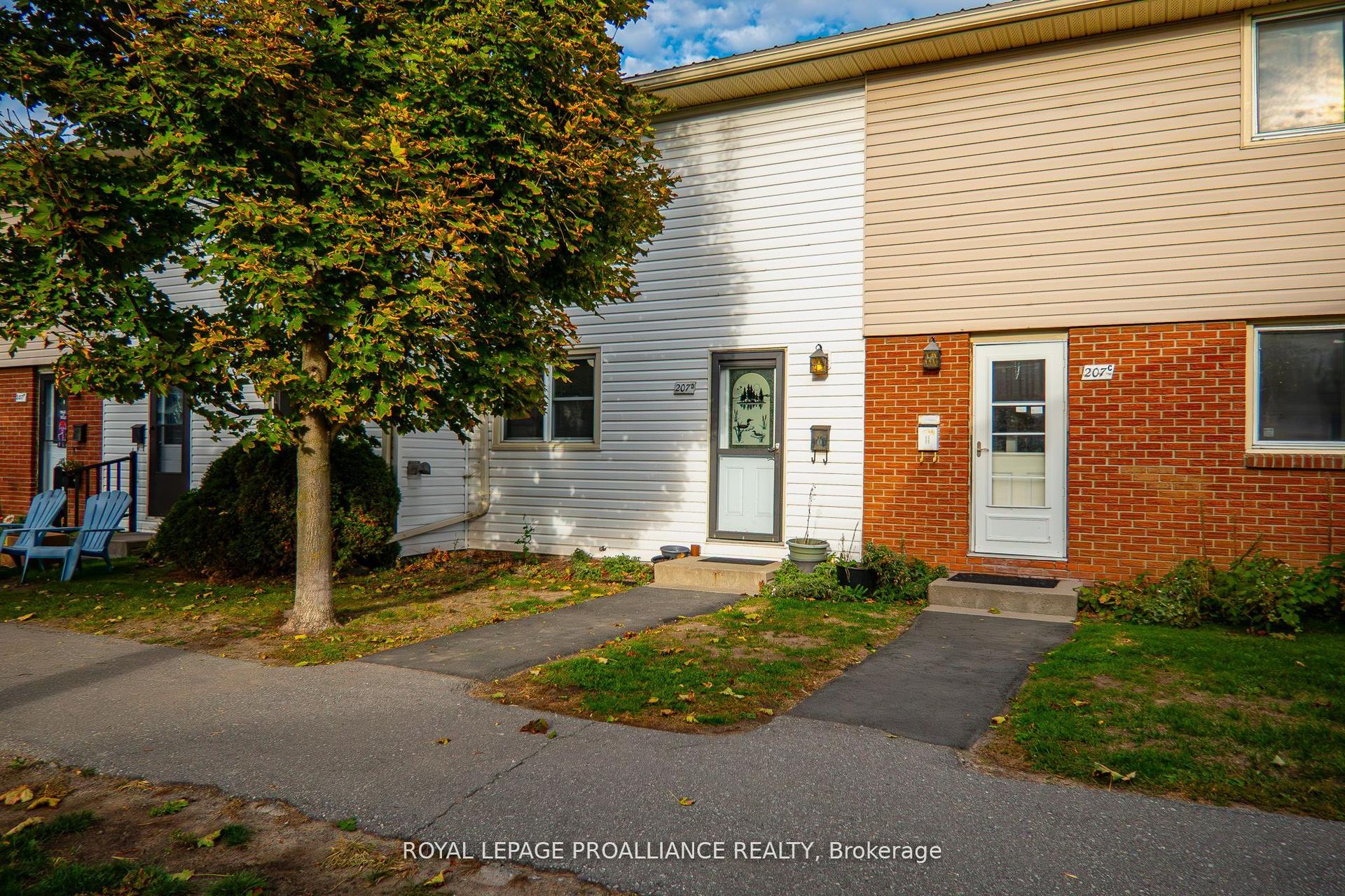 207D North Park Street — photo 1