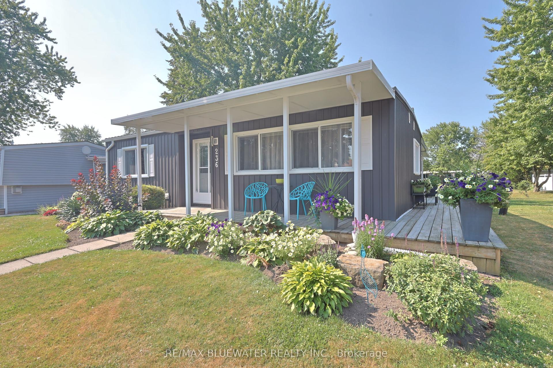 236 Pebble Beach Parkway — photo 1