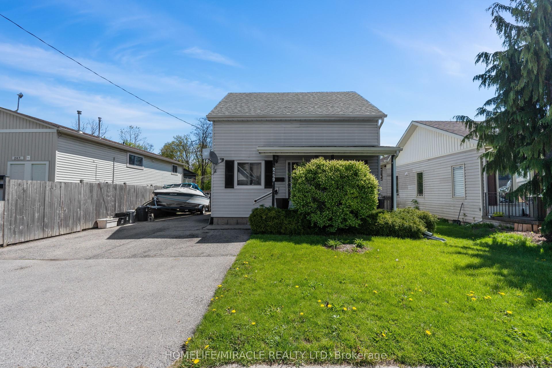 249 Owen Street — photo 1