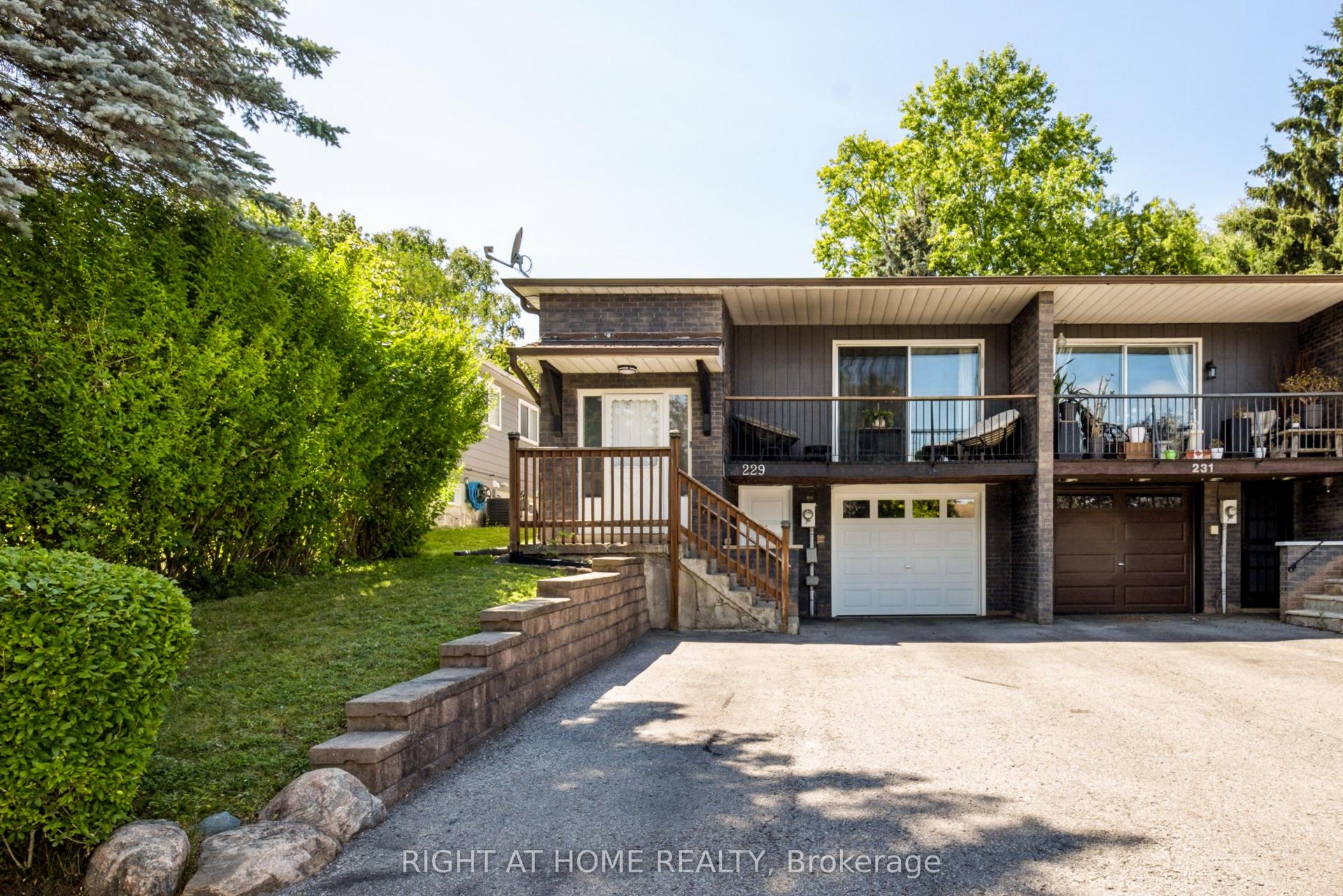 229 Britannia Avenue, Bradford West Gwillimbury — Semi-Detached for sale, photo 1