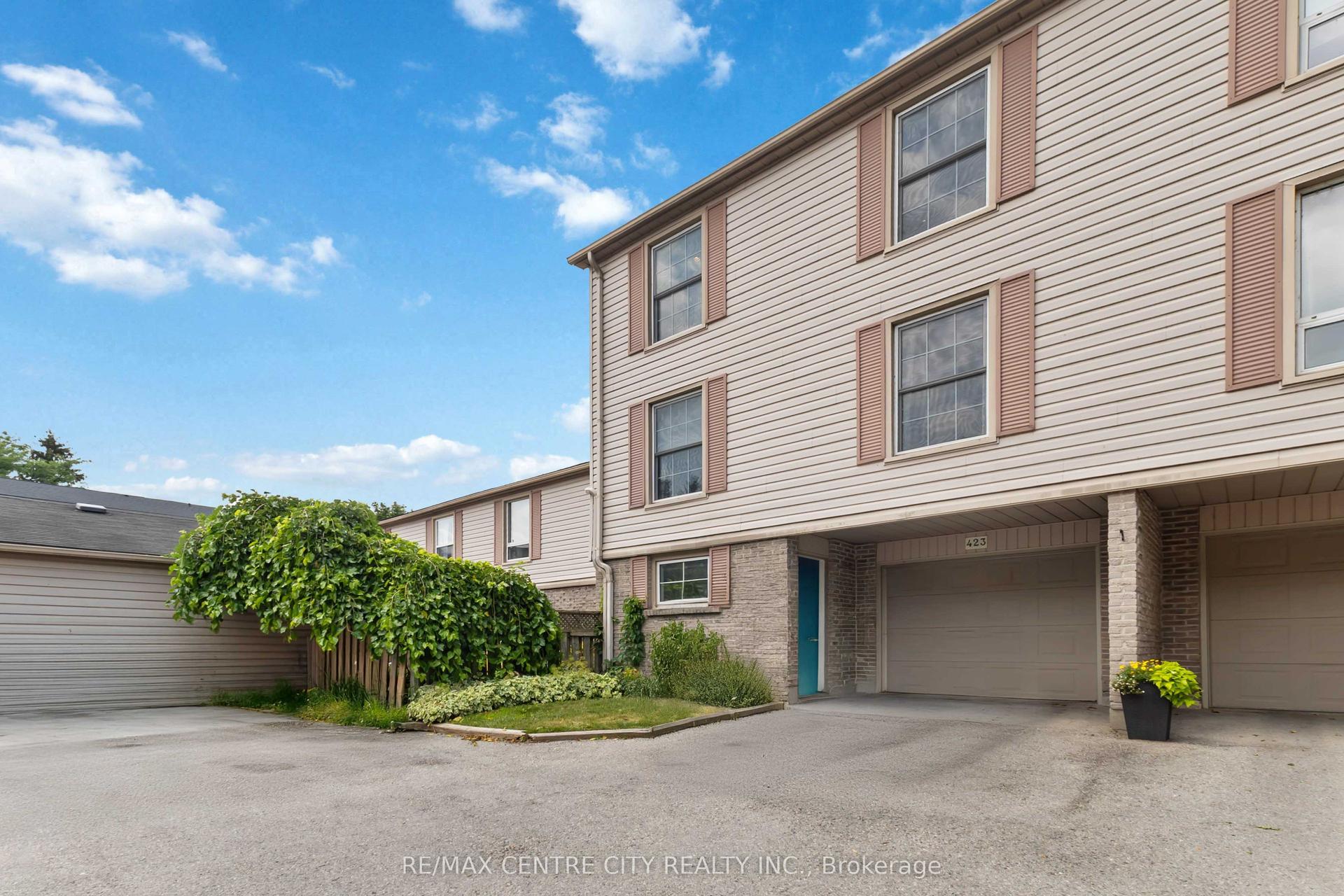 423 Everglade Crescent, London North — Condo Town for sale, photo 1
