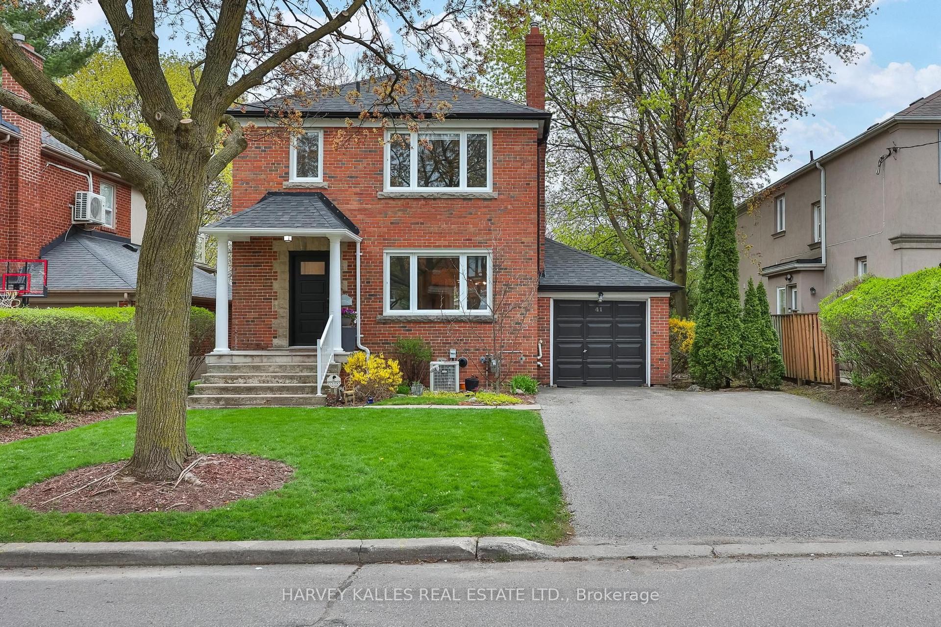 41 Romney Road — photo 1