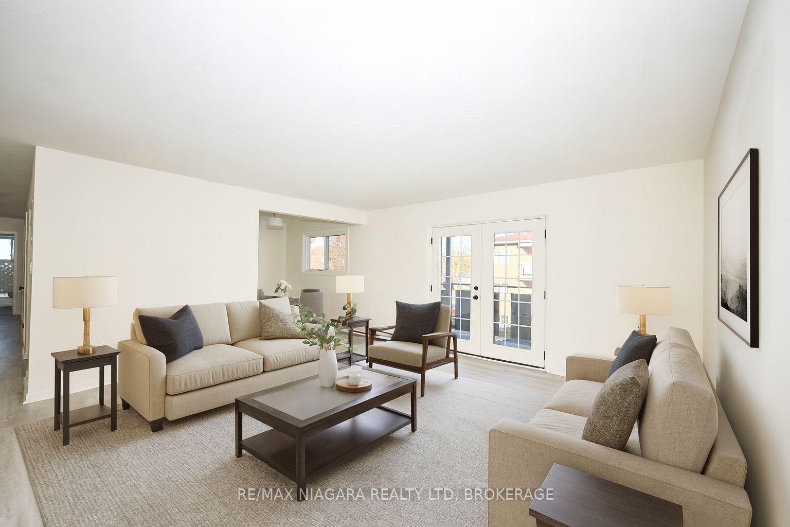 141 Plymouth Road Unit 8 #Unit 8 — photo 1