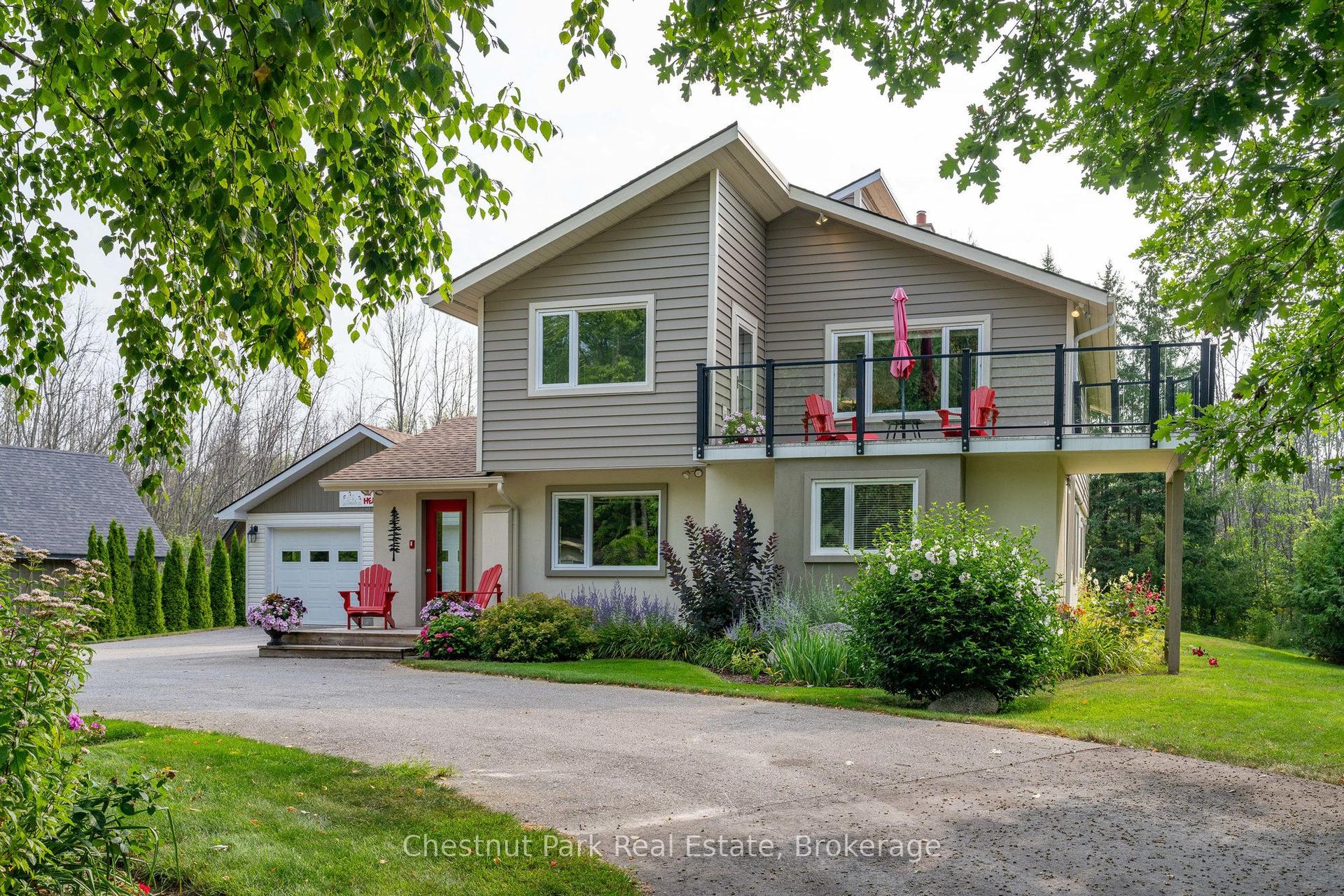 119 Martin Grove — photo 1