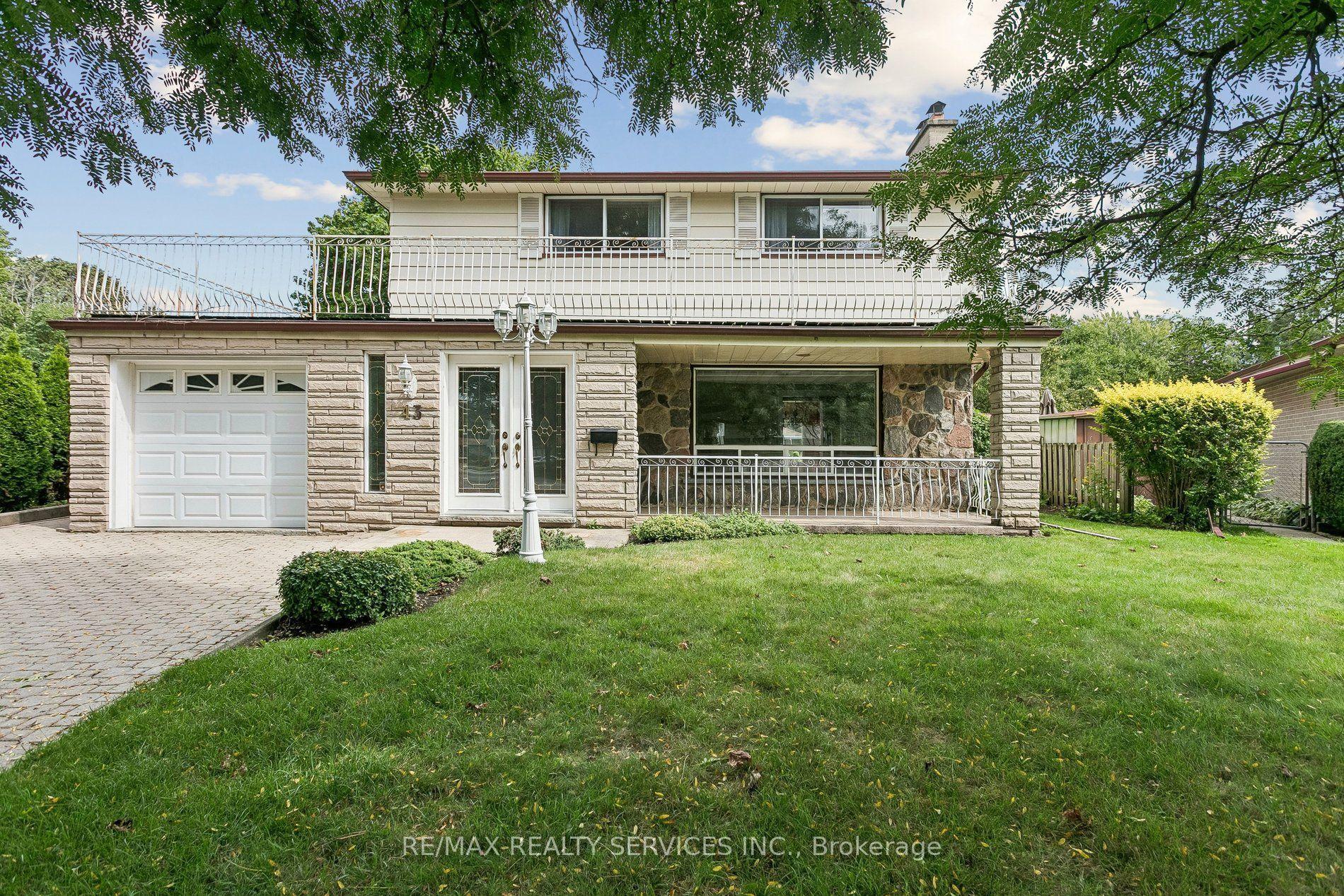 43 Allendale Road, Brampton — Detached for sale, photo 1