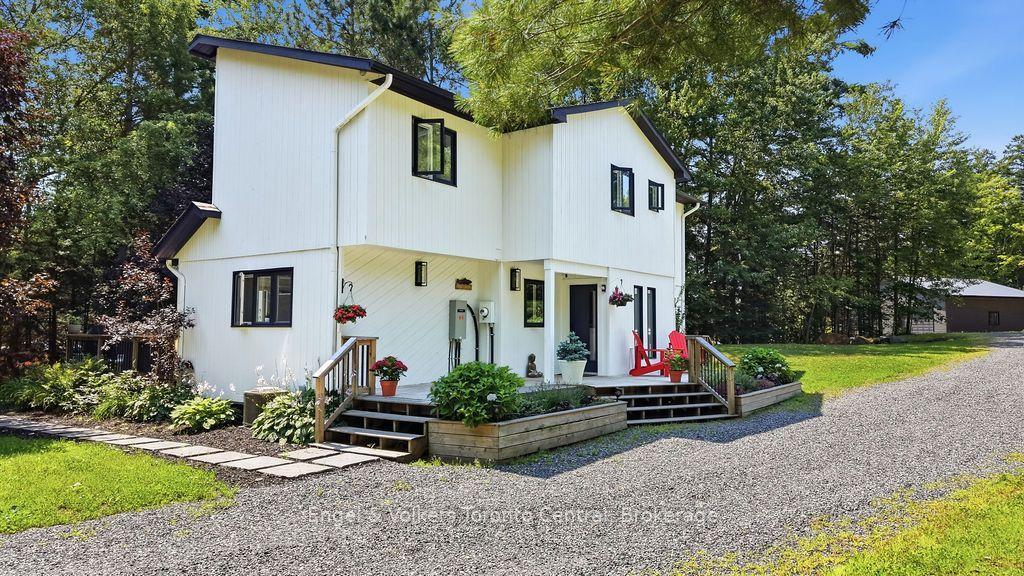 8 Bartlett Drive, Seguin — Detached for sale, photo 1