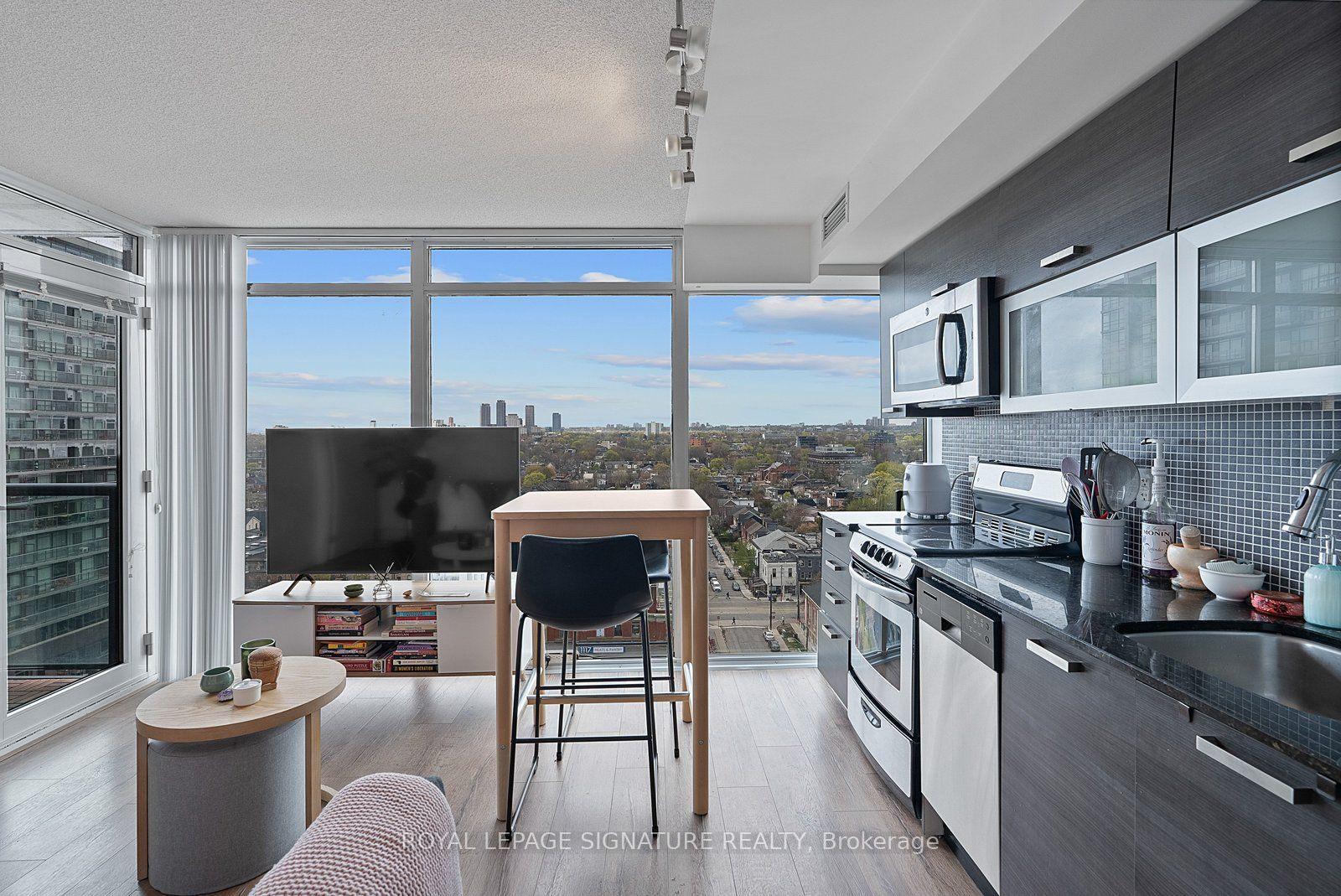 36 Lisgar Street 1722E #1722E — photo 1